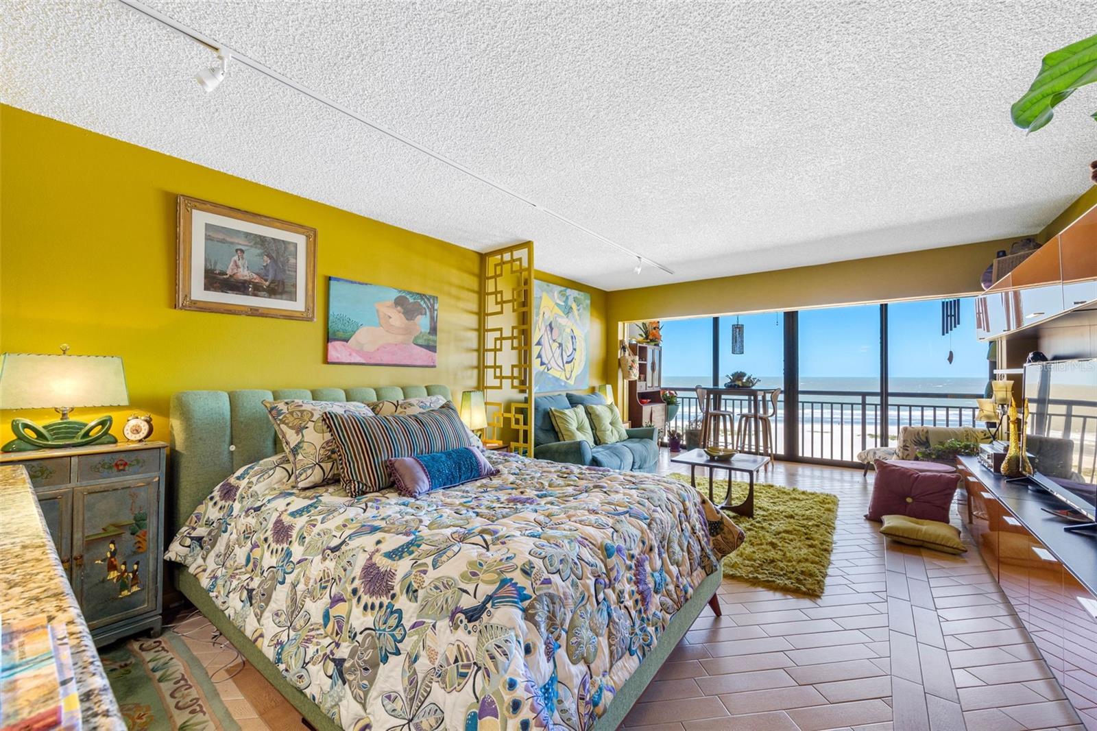1270 GULF BLVD #905, CLEARWATER BEACH, FL, 33767
