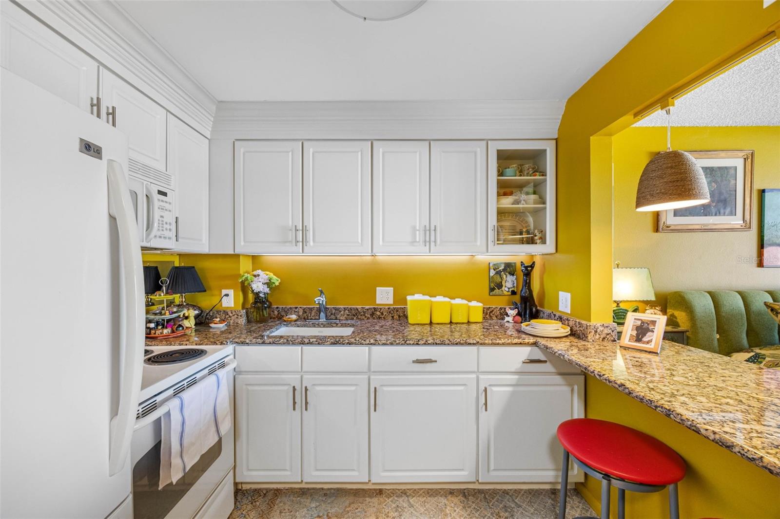 1270 GULF BLVD #905, CLEARWATER BEACH, FL, 33767