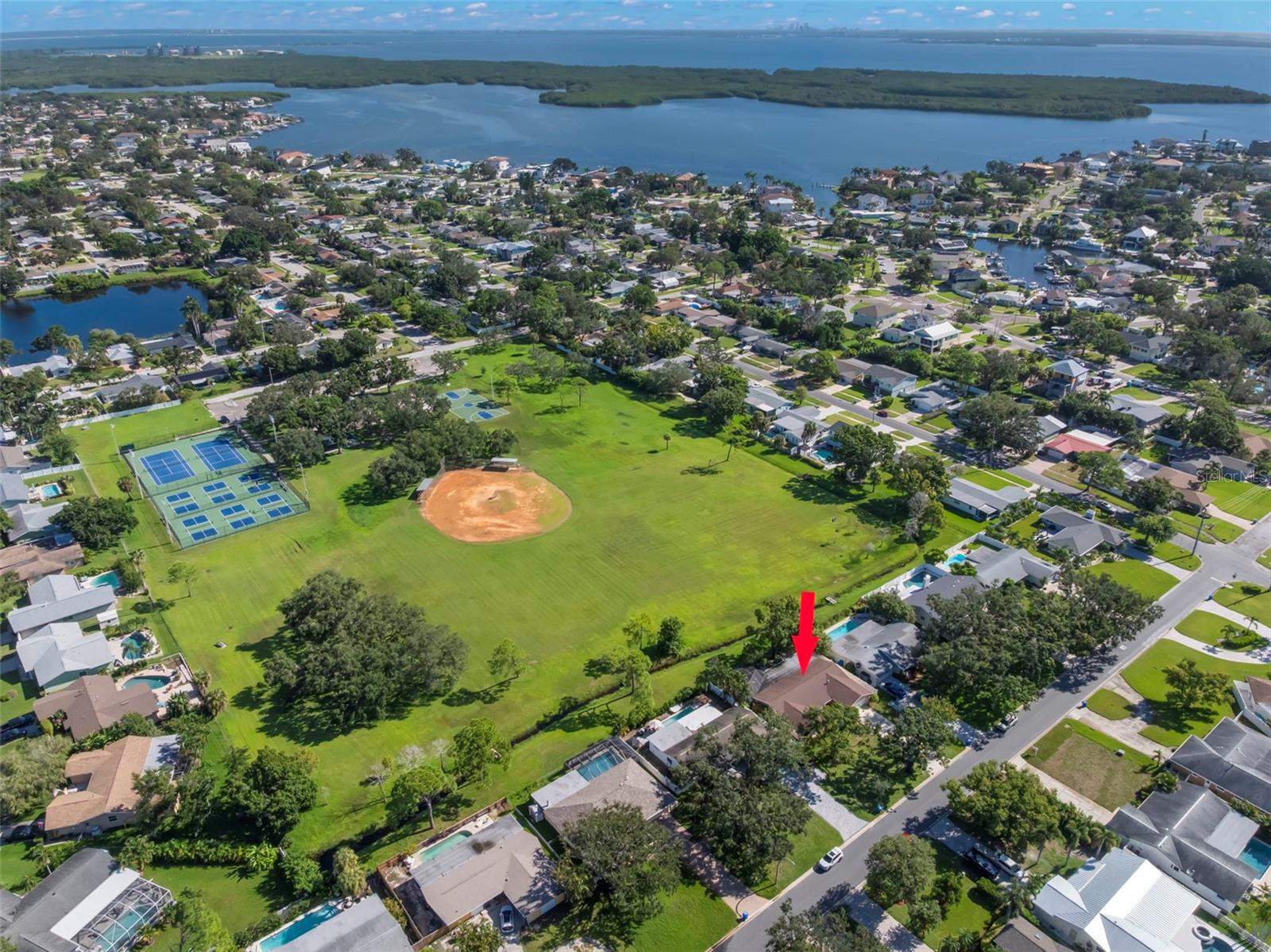 1467 54TH AVE NE, ST PETERSBURG, FL, 33703