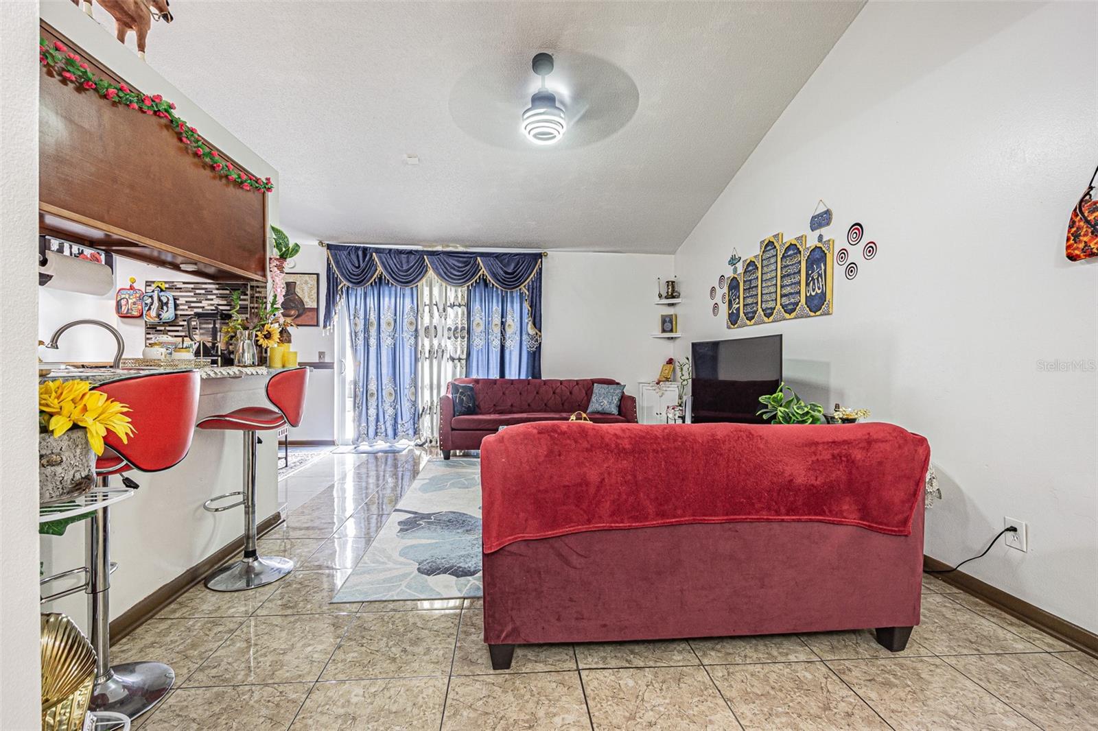 8210 CLERMONT ST, TAMPA, FL, 33637