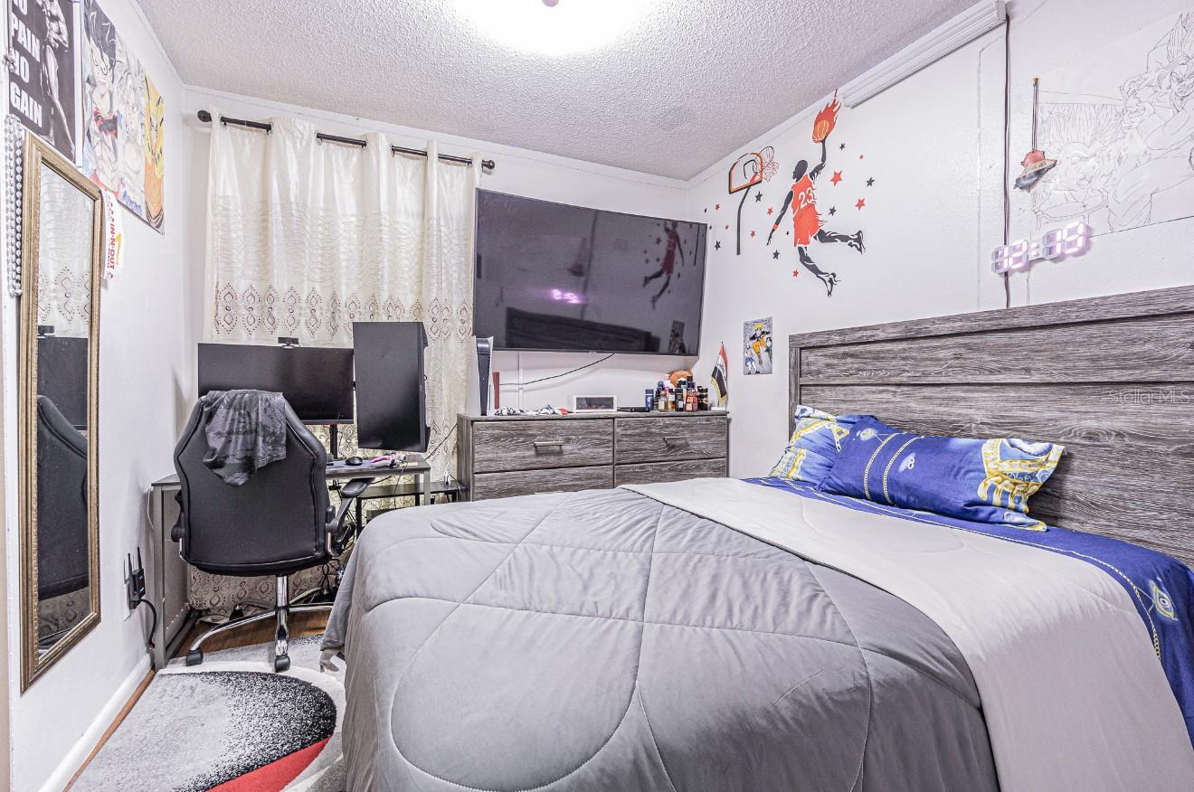 8210 CLERMONT ST, TAMPA, FL, 33637