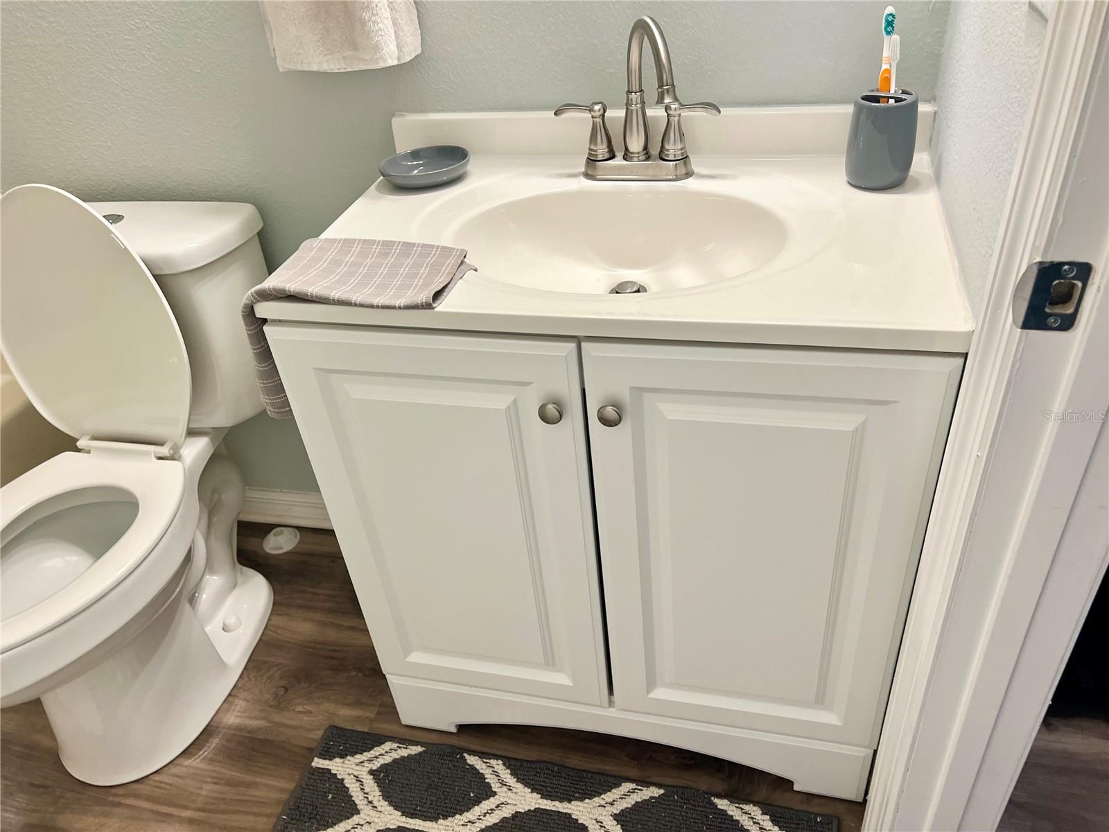 1012 HAROLD AVE, SEFFNER, FL, 33584