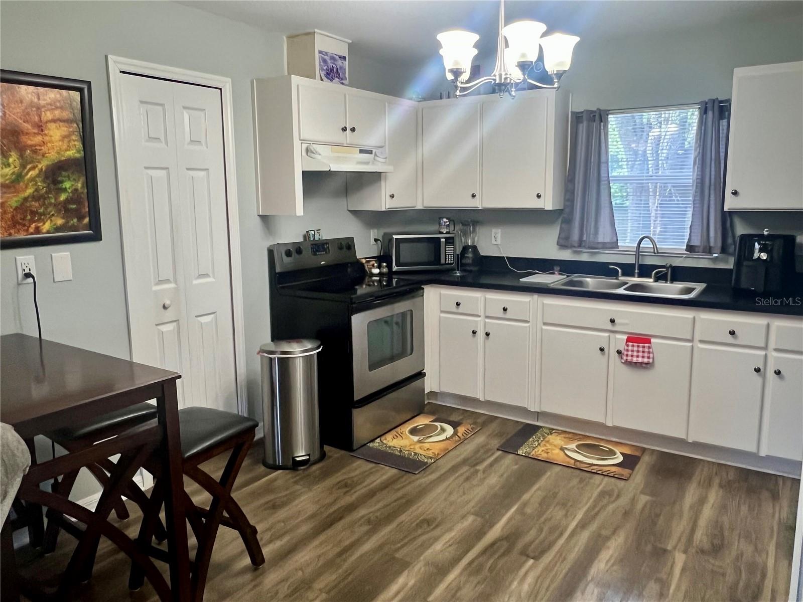 1012 HAROLD AVE, SEFFNER, FL, 33584