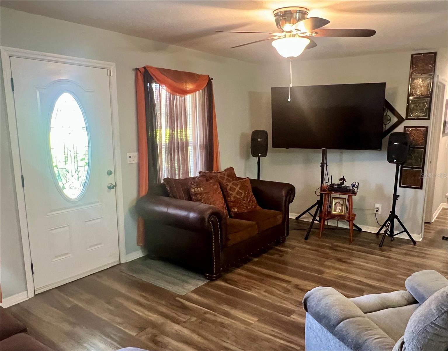 1012 HAROLD AVE, SEFFNER, FL, 33584