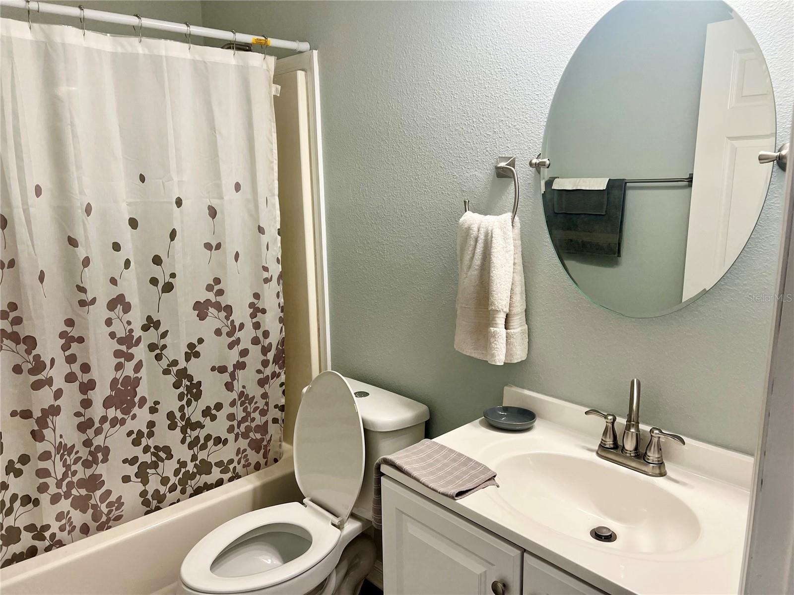 1012 HAROLD AVE, SEFFNER, FL, 33584