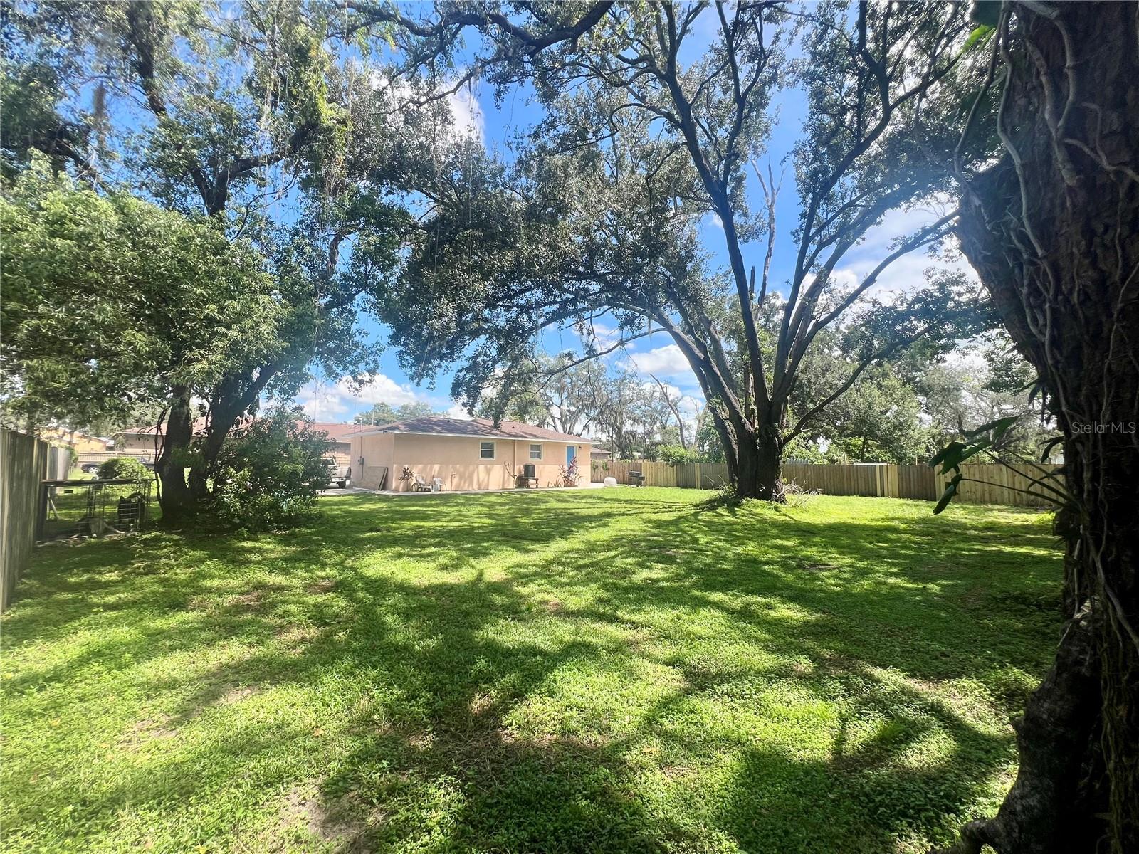 1012 HAROLD AVE, SEFFNER, FL, 33584