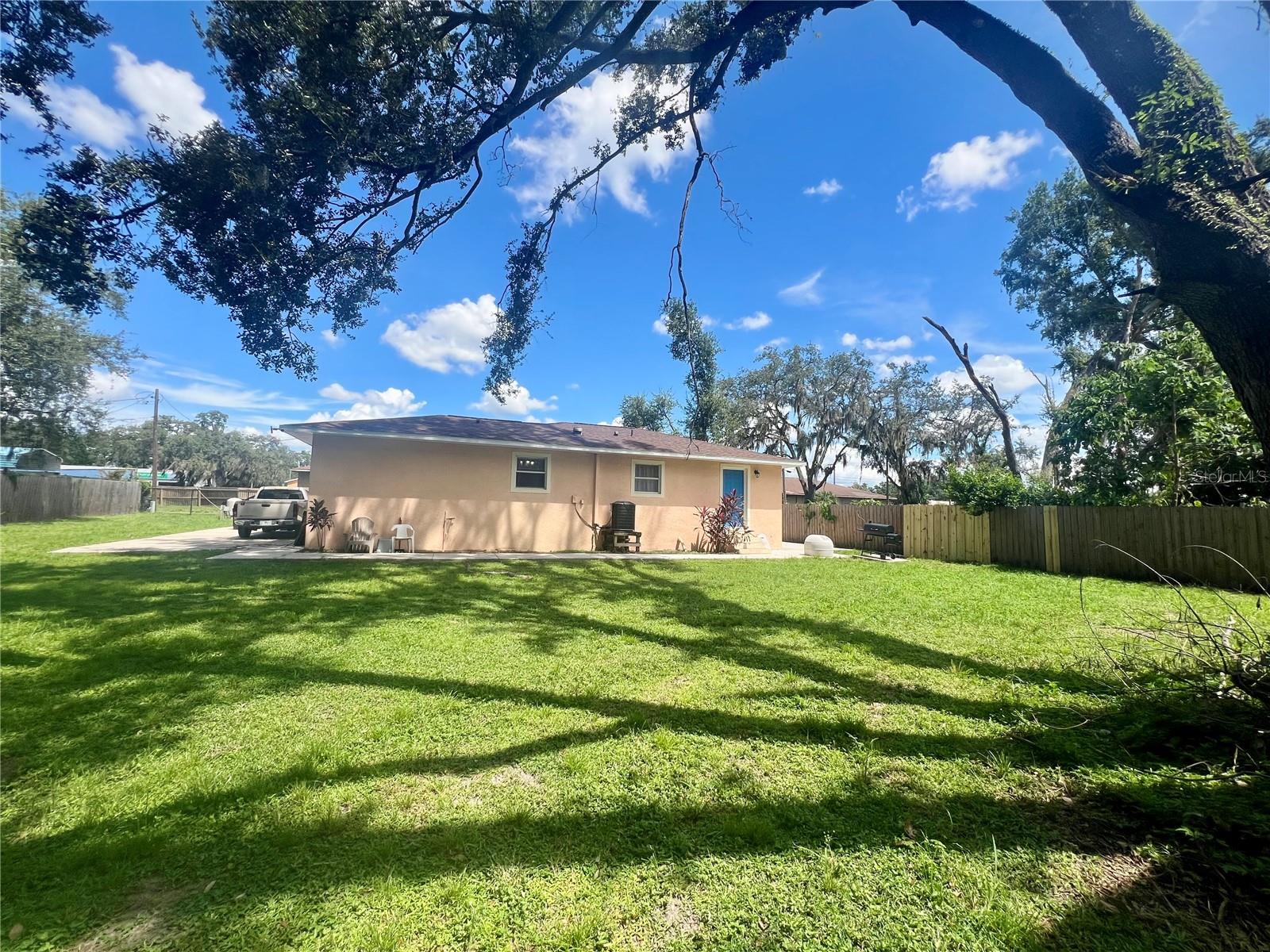 1012 HAROLD AVE, SEFFNER, FL, 33584