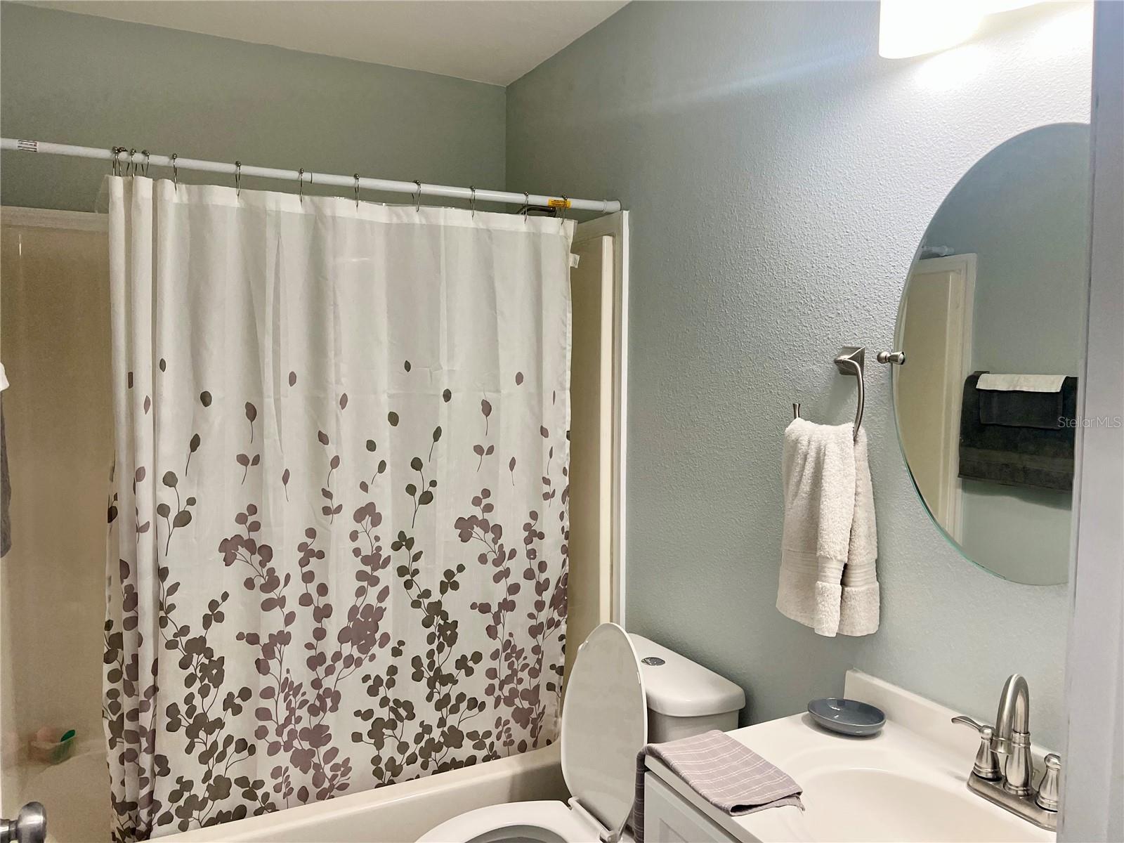 1012 HAROLD AVE, SEFFNER, FL, 33584