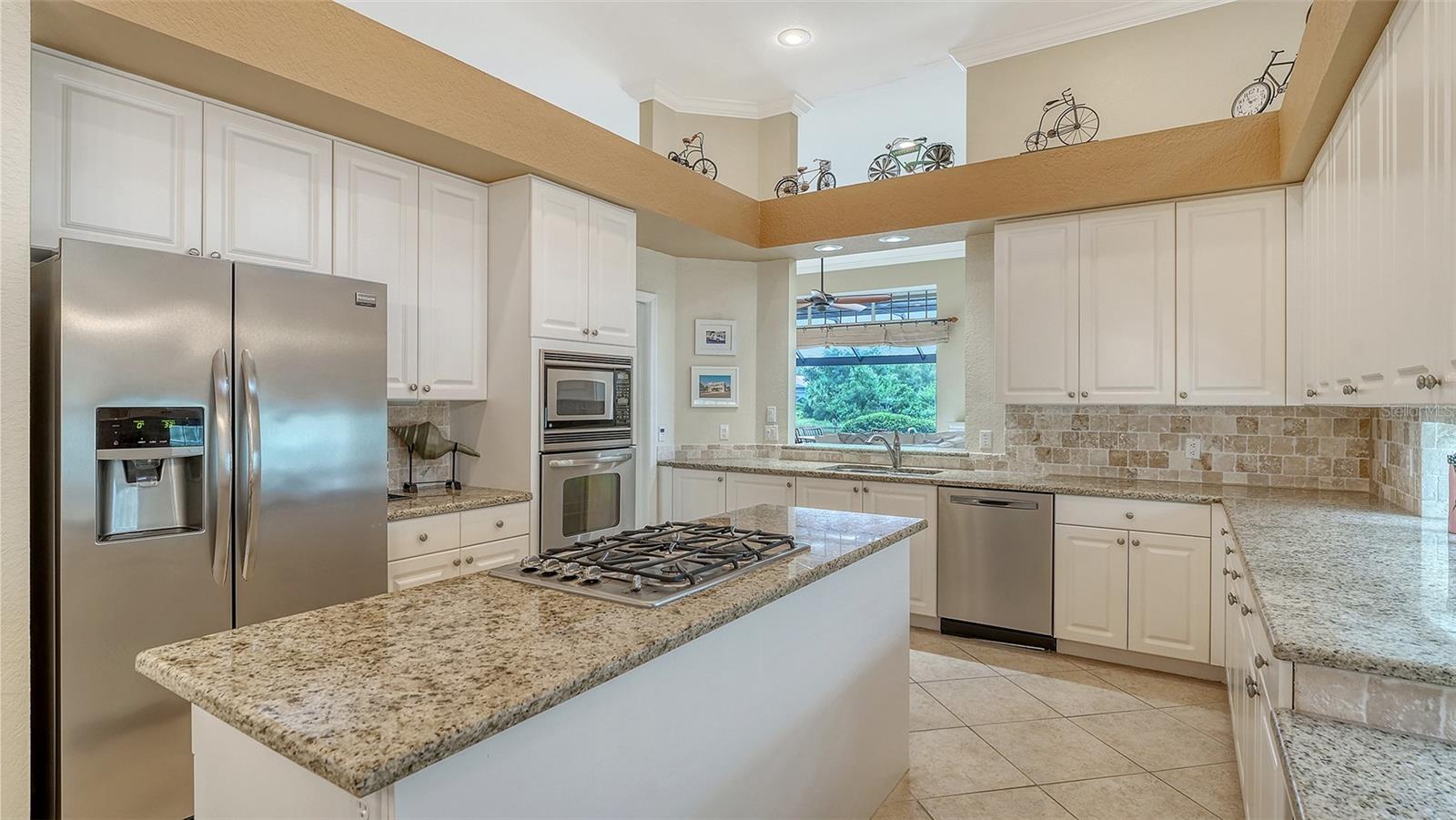 A4664339 Property Photo