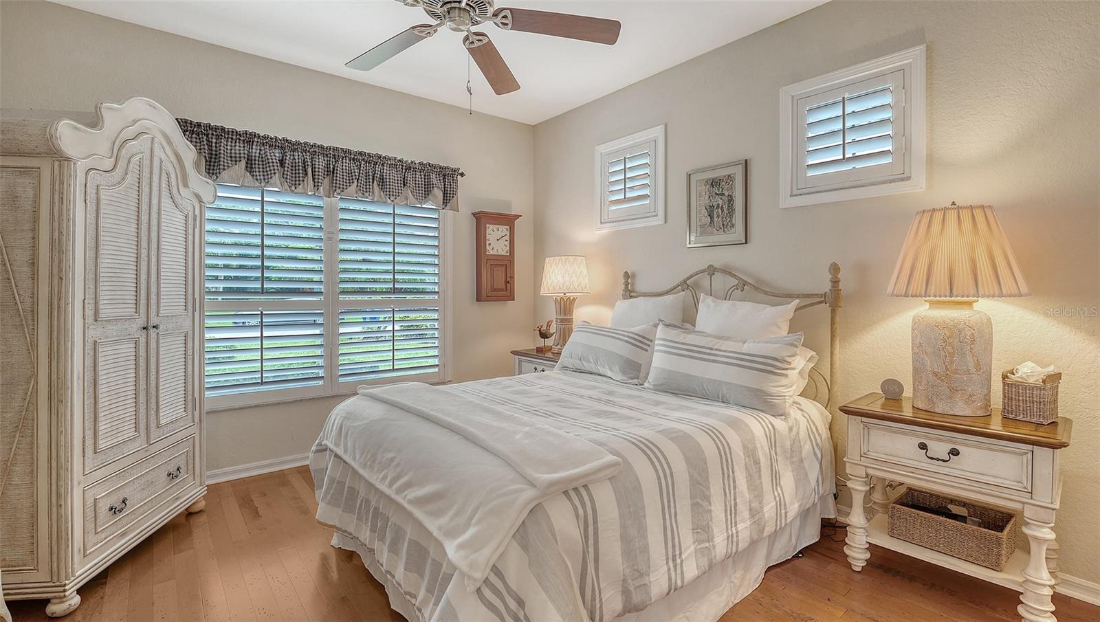 A4664339 Property Photo