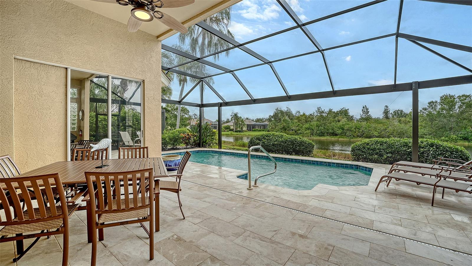 A4664339 Property Photo