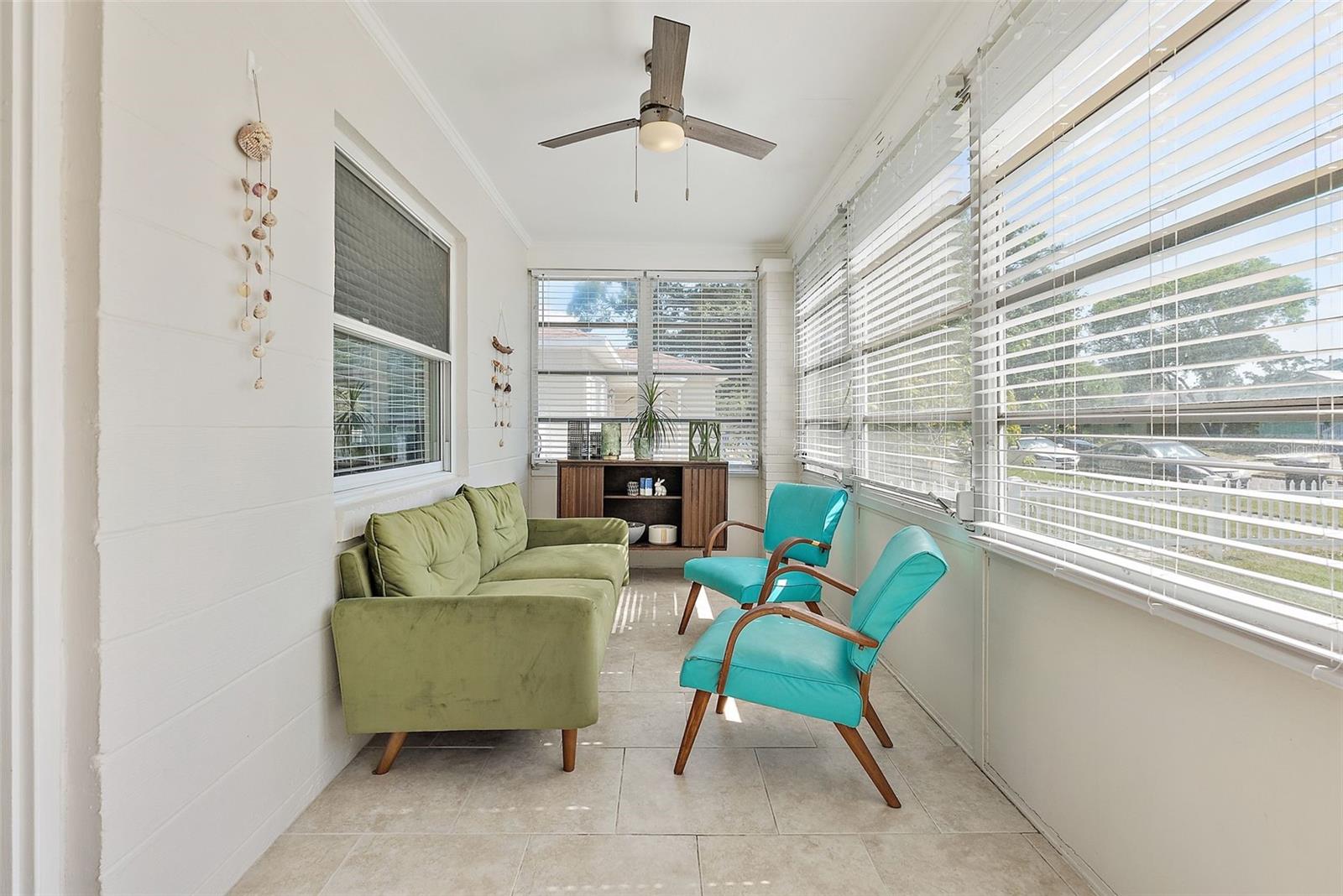 918 27TH ST N, ST PETERSBURG, FL, 33713