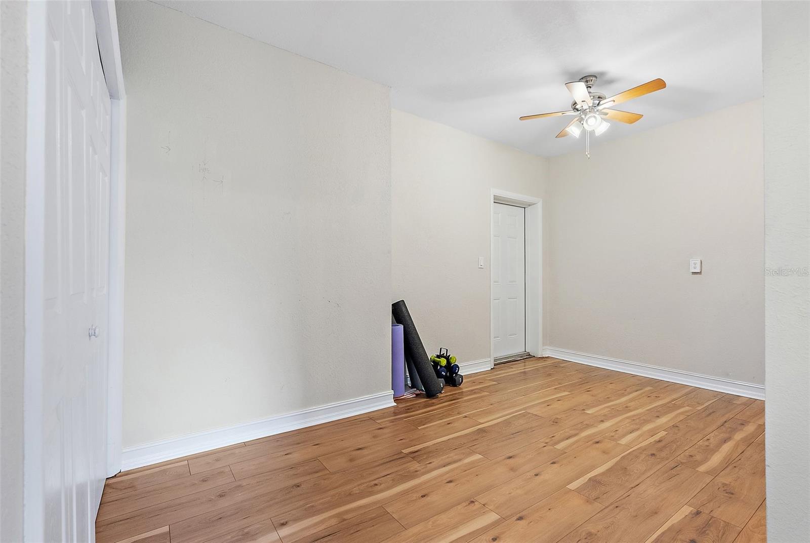 918 27TH ST N, ST PETERSBURG, FL, 33713