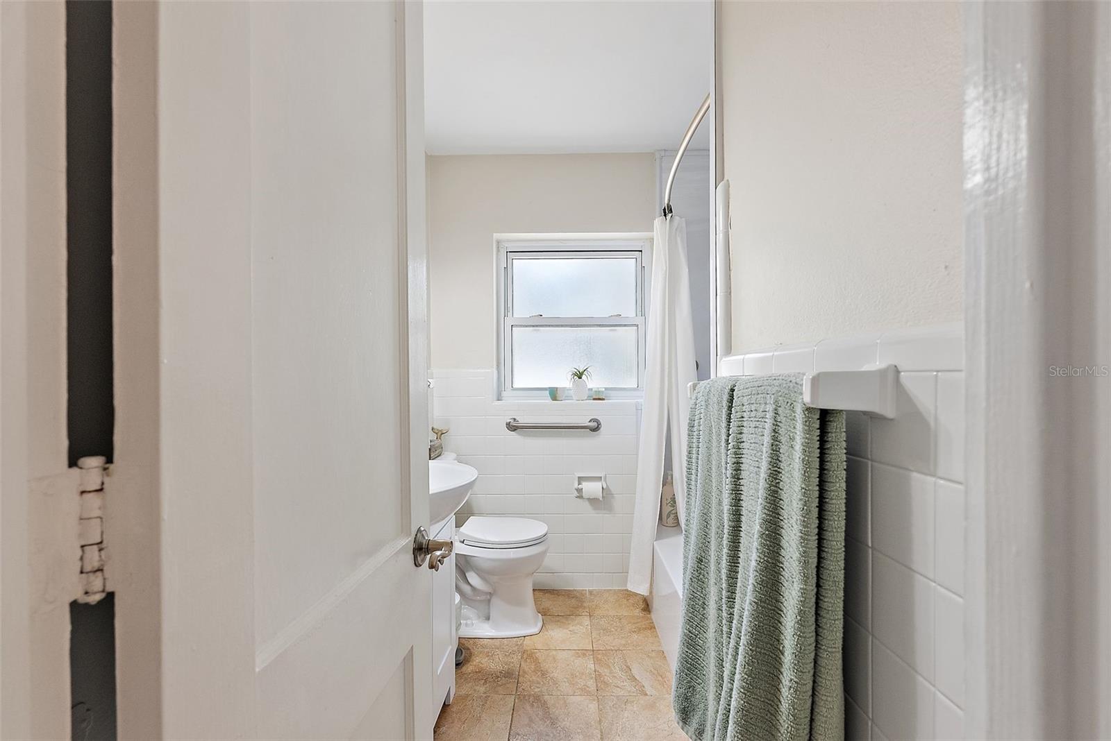 918 27TH ST N, ST PETERSBURG, FL, 33713