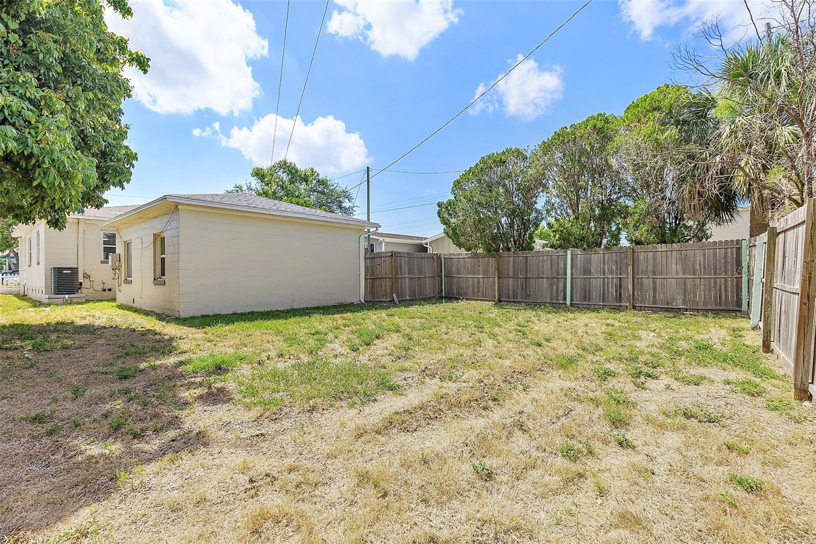 918 27TH ST N, ST PETERSBURG, FL, 33713