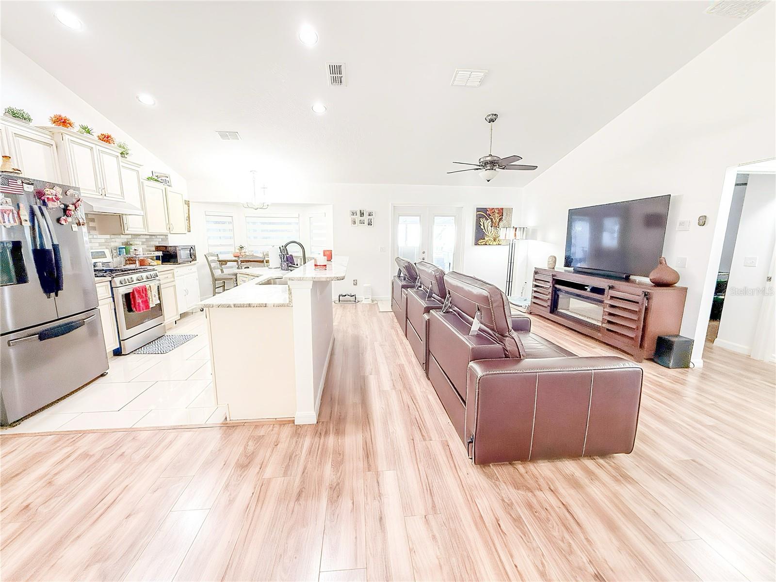 14 HEMLOCK TRL, OCALA, FL, 34472