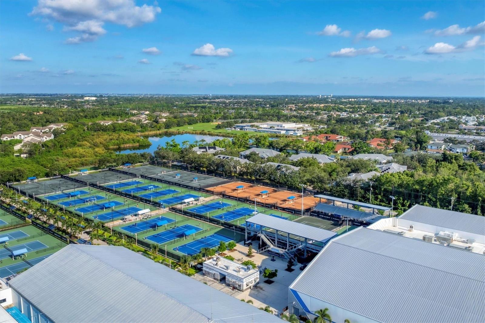 3401 54TH DR W #201, BRADENTON, FL, 34210