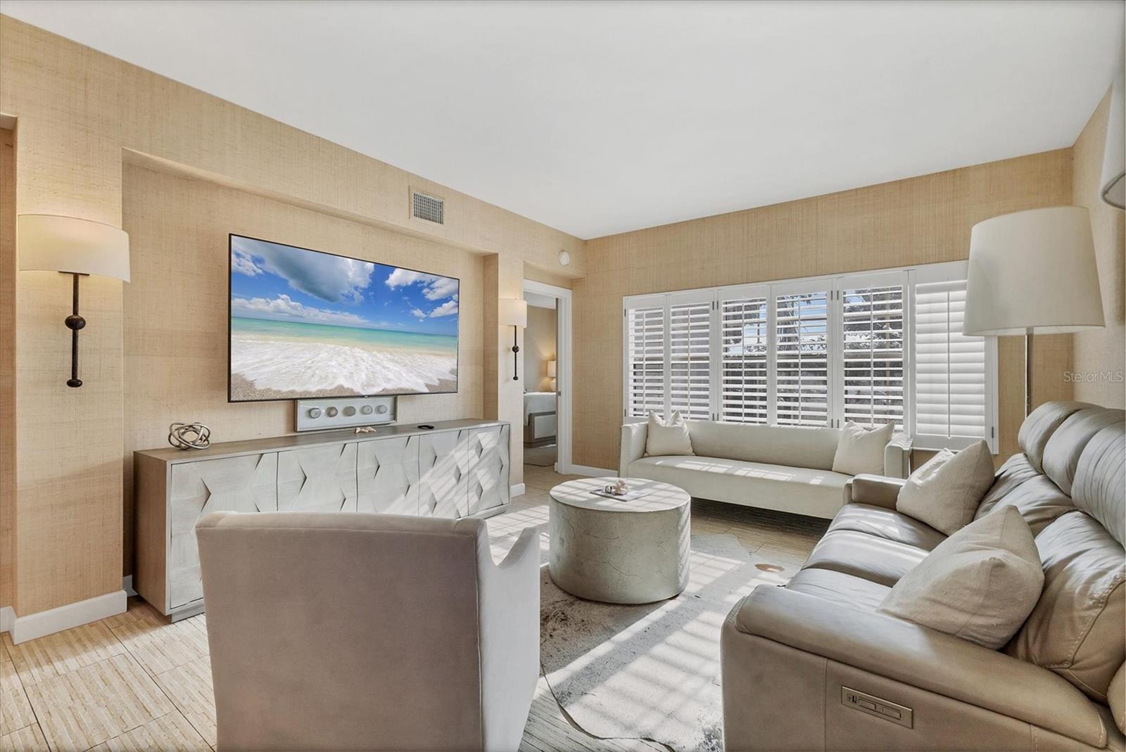 3401 54TH DR W #201, BRADENTON, FL, 34210