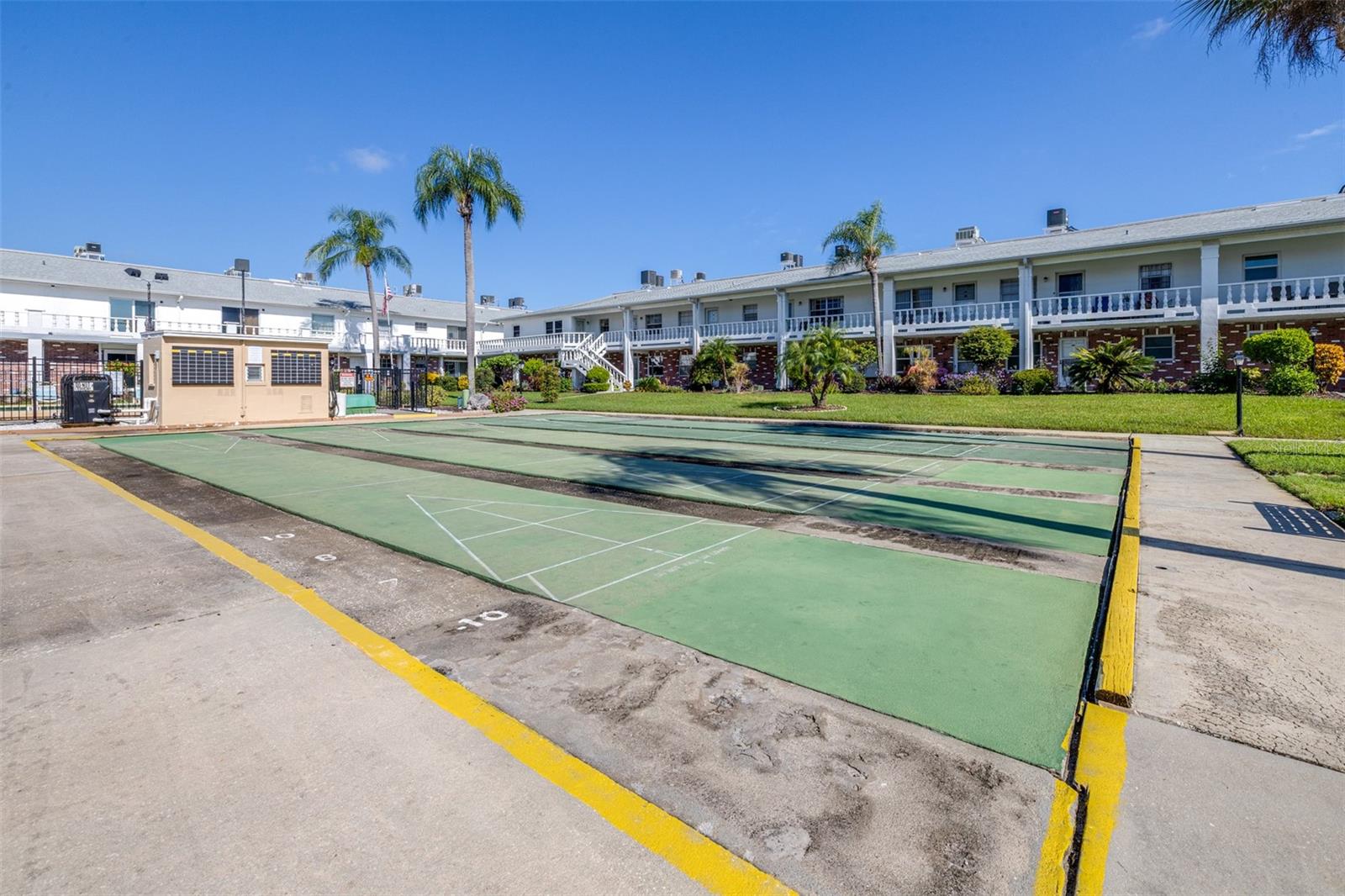 TB8425317 Property Photo