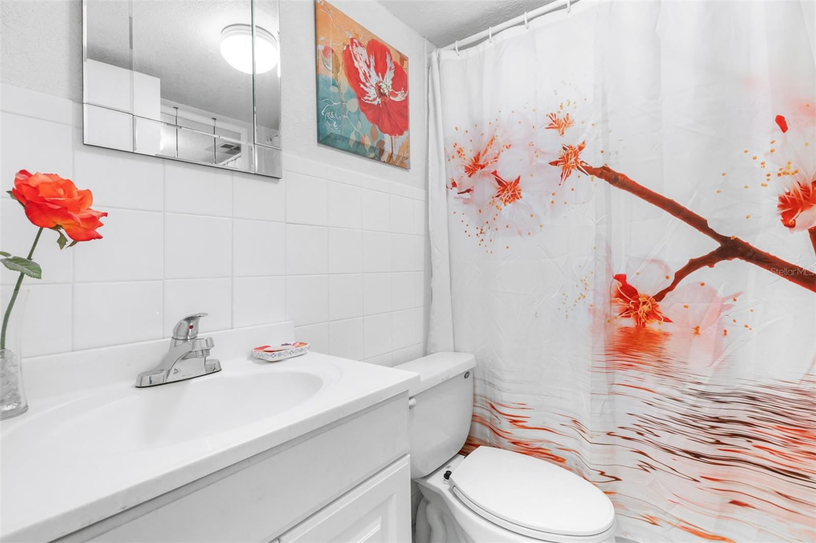 TB8425317 Property Photo