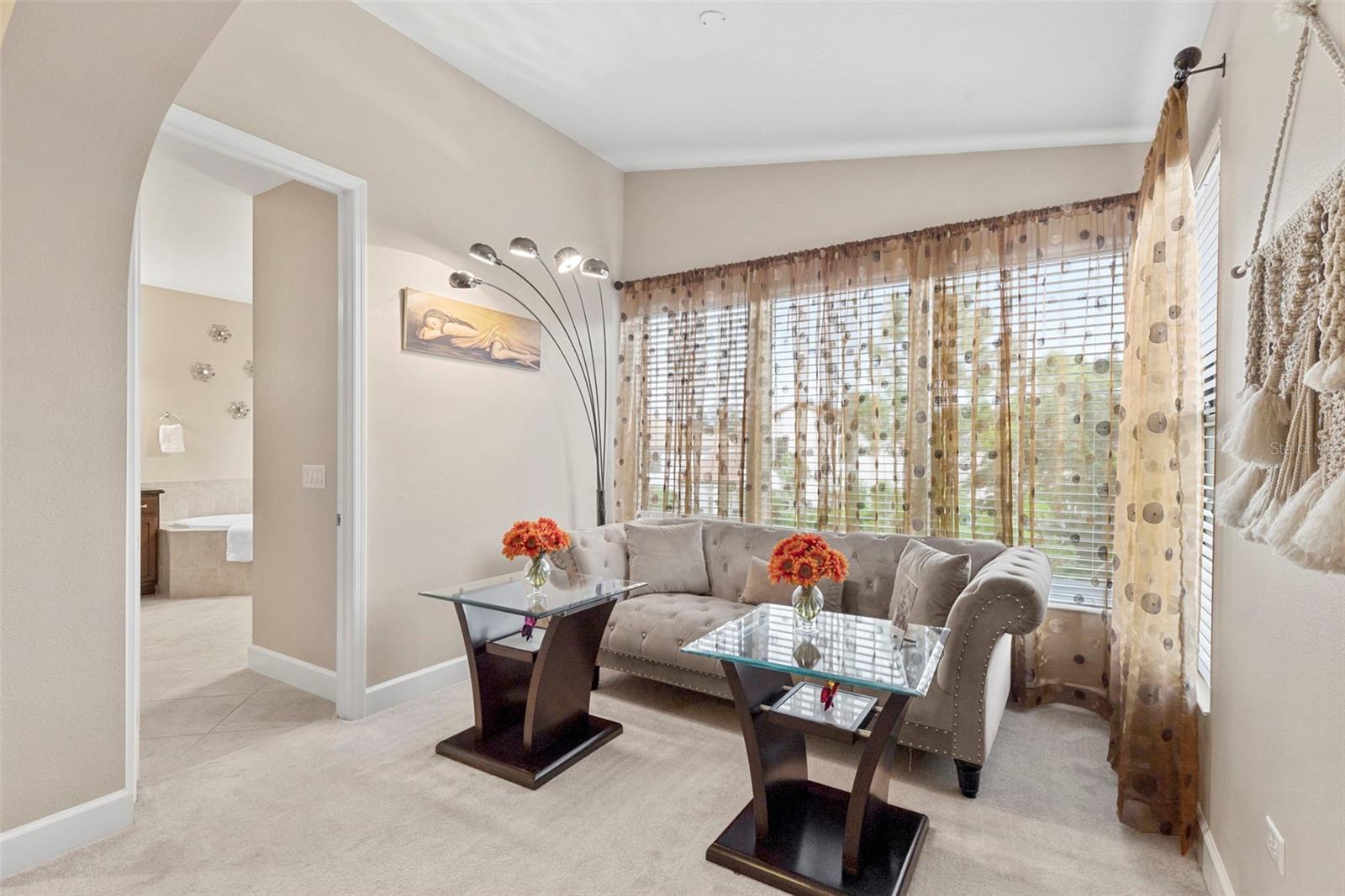 Primary-Seating Area