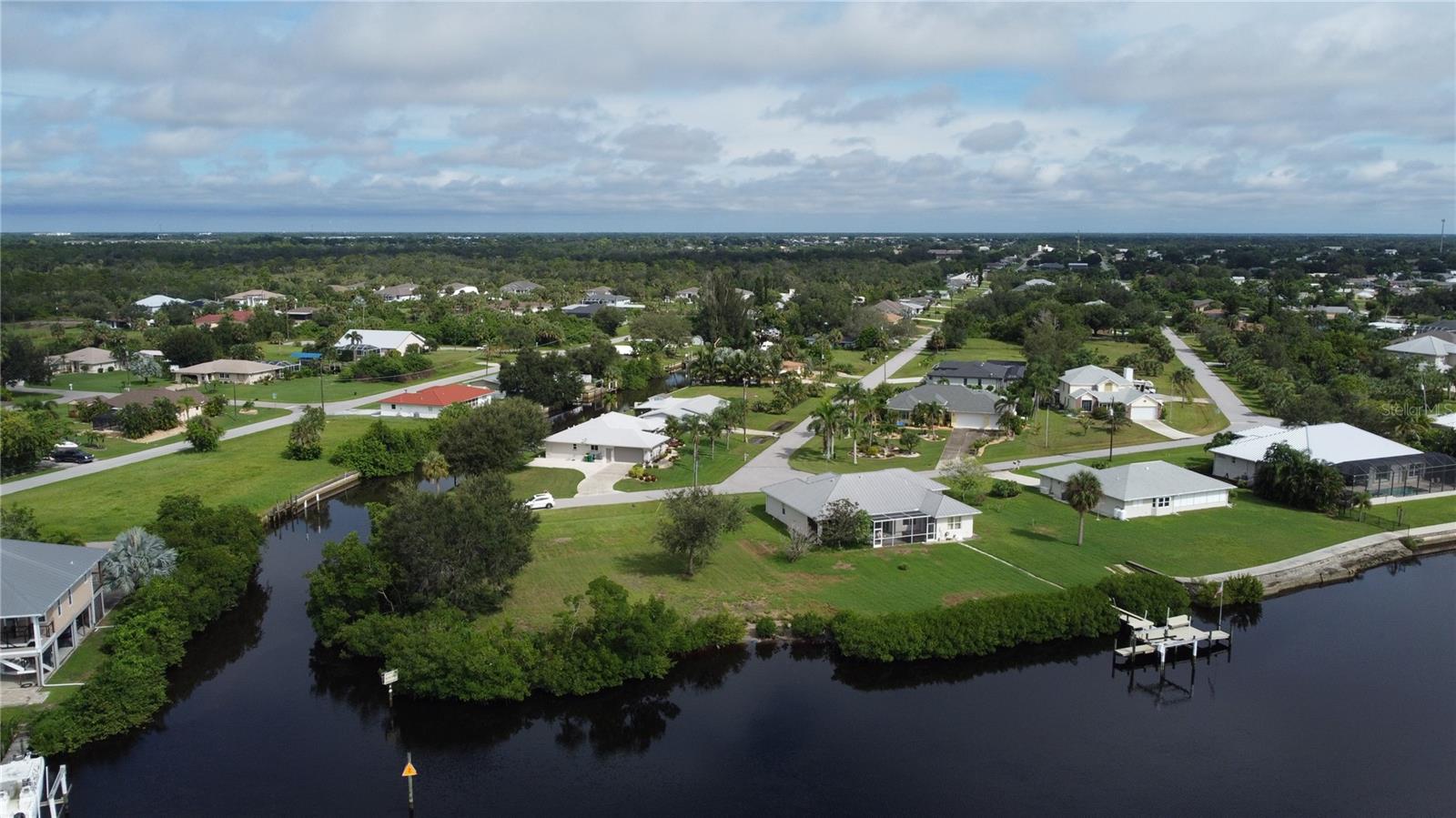 3690 PEACE RIVER DR, PUNTA GORDA, FL, 33983