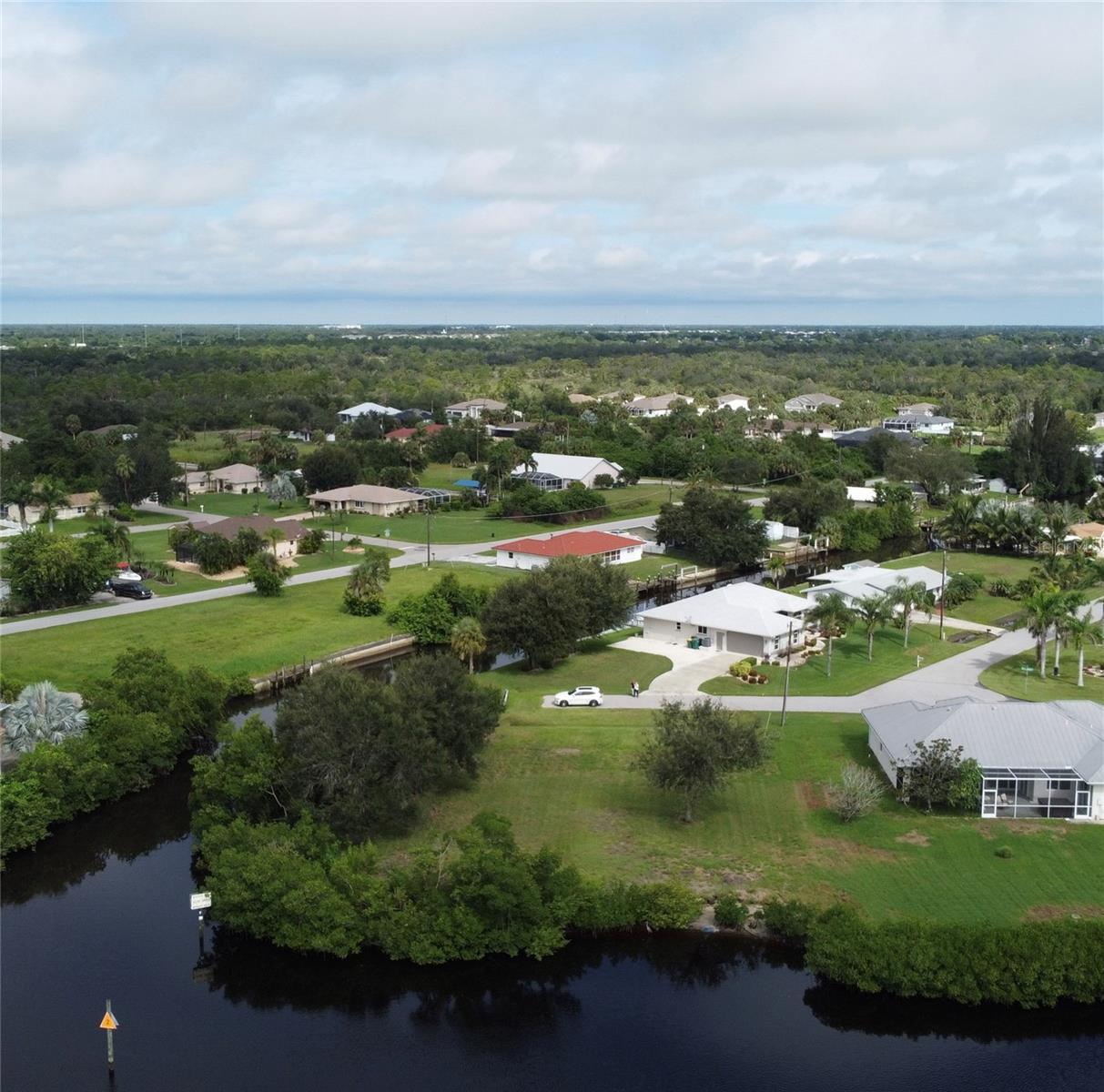 3690 PEACE RIVER DR, PUNTA GORDA, FL, 33983