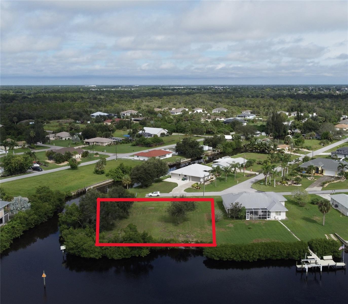 3690 PEACE RIVER DR, PUNTA GORDA, FL, 33983