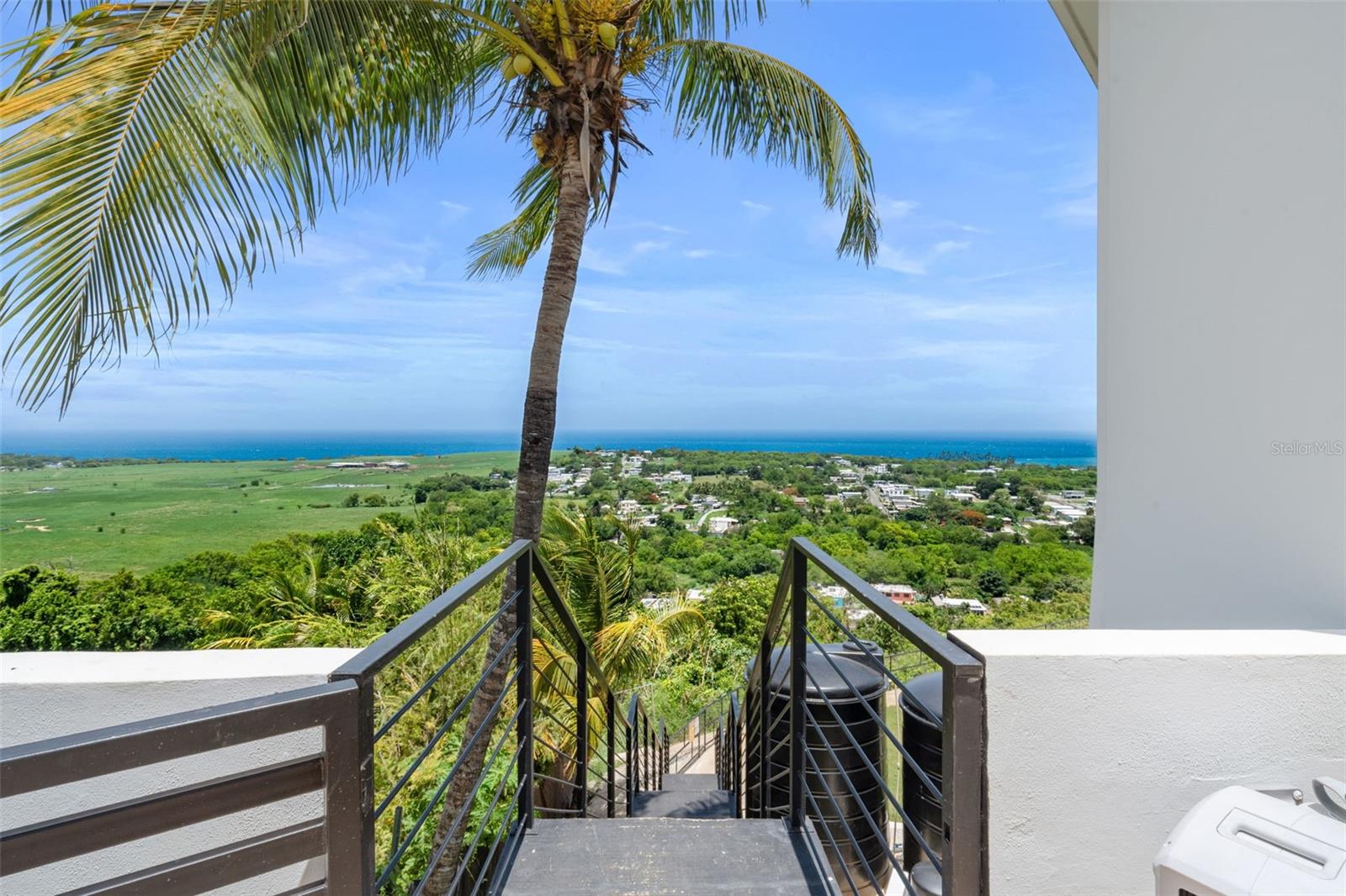 PR9115934 Property Photo