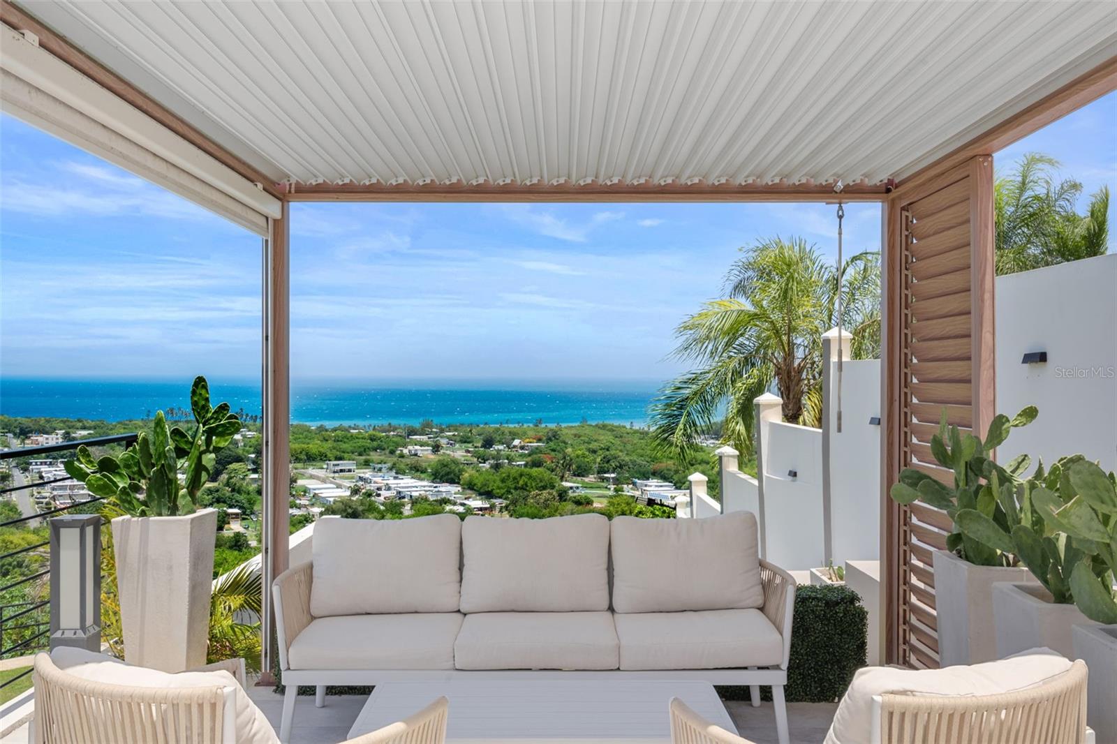 PR9115934 Property Photo