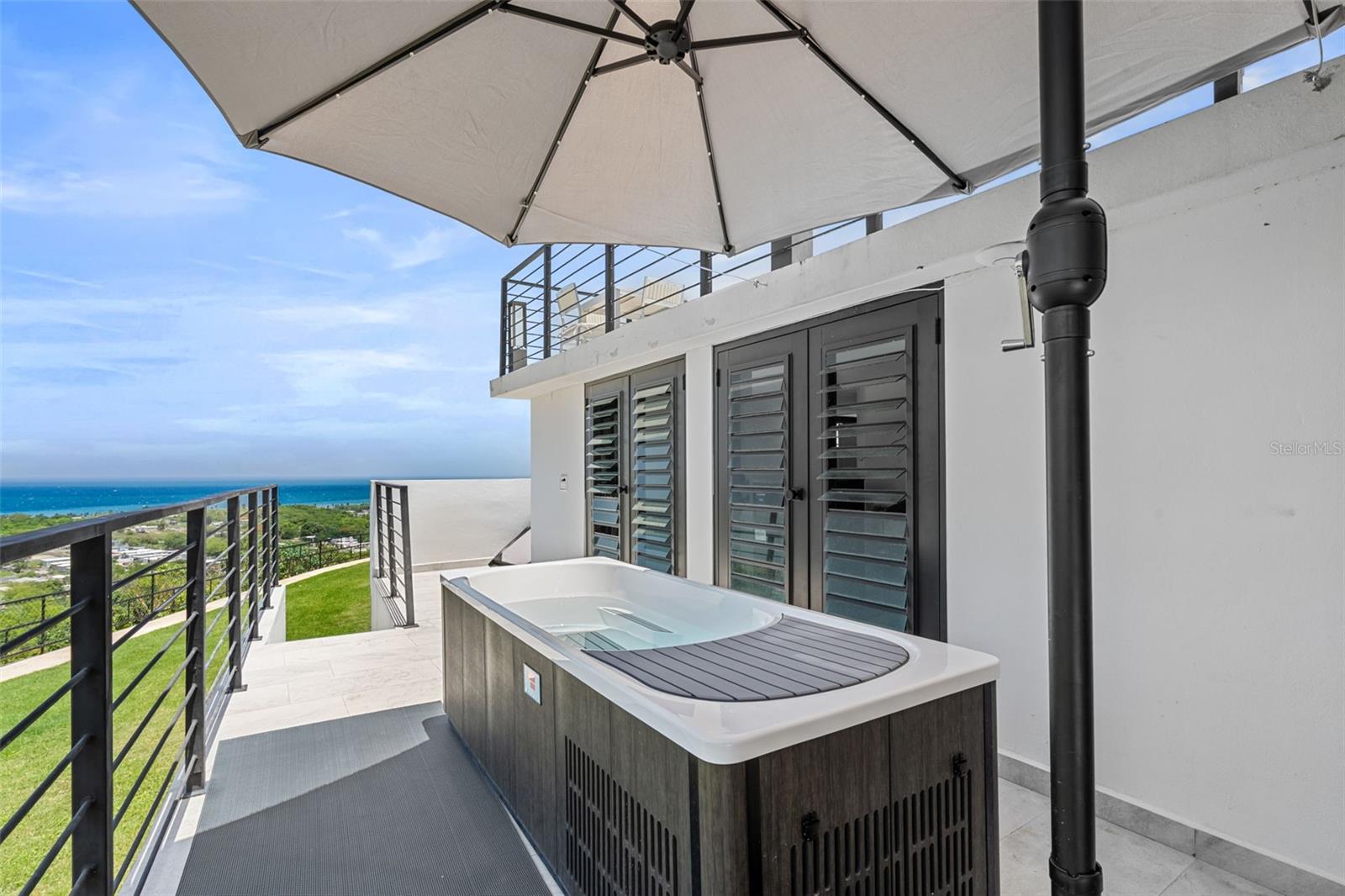 PR9115934 Property Photo