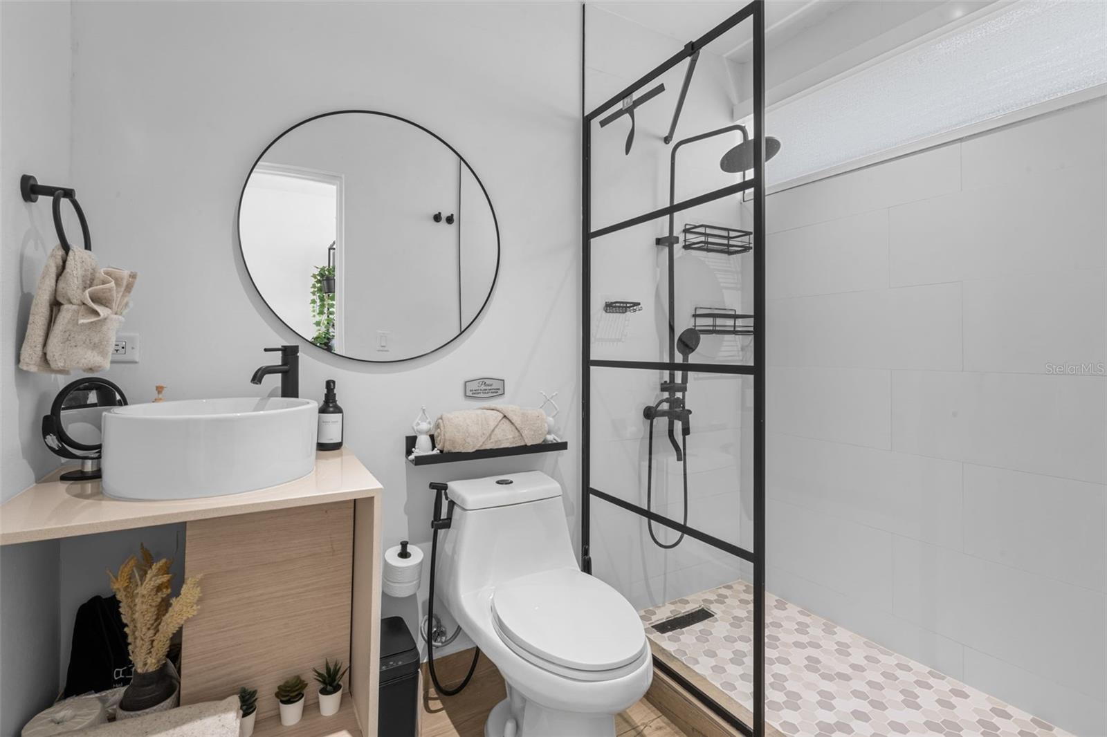 PR9115934 Property Photo