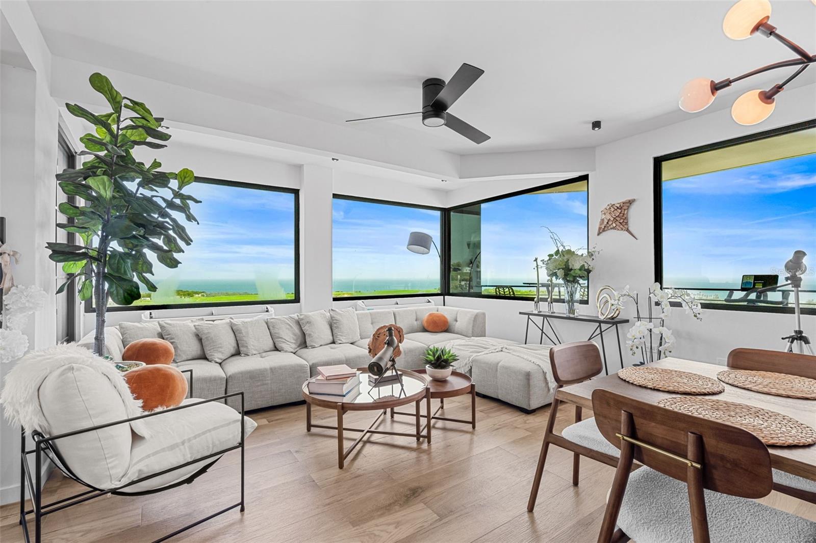 PR9115934 Property Photo