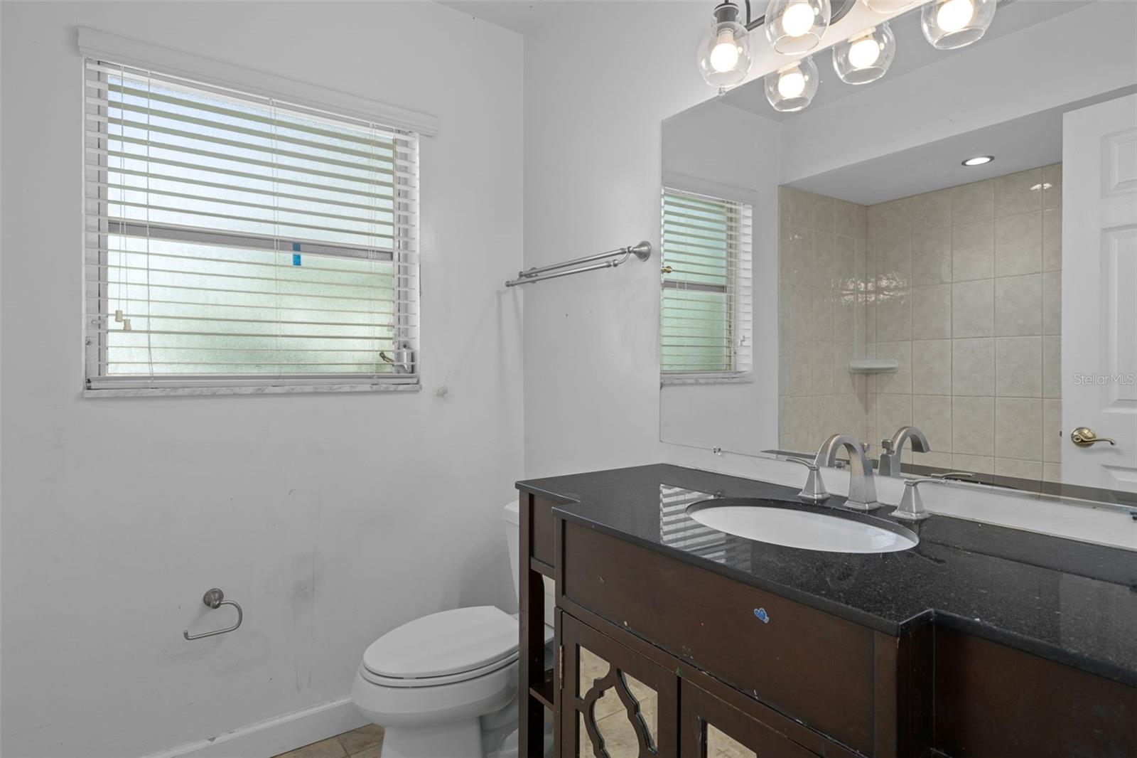 1563 EDEN ISLE BLVD NE, ST PETERSBURG, FL, 33704