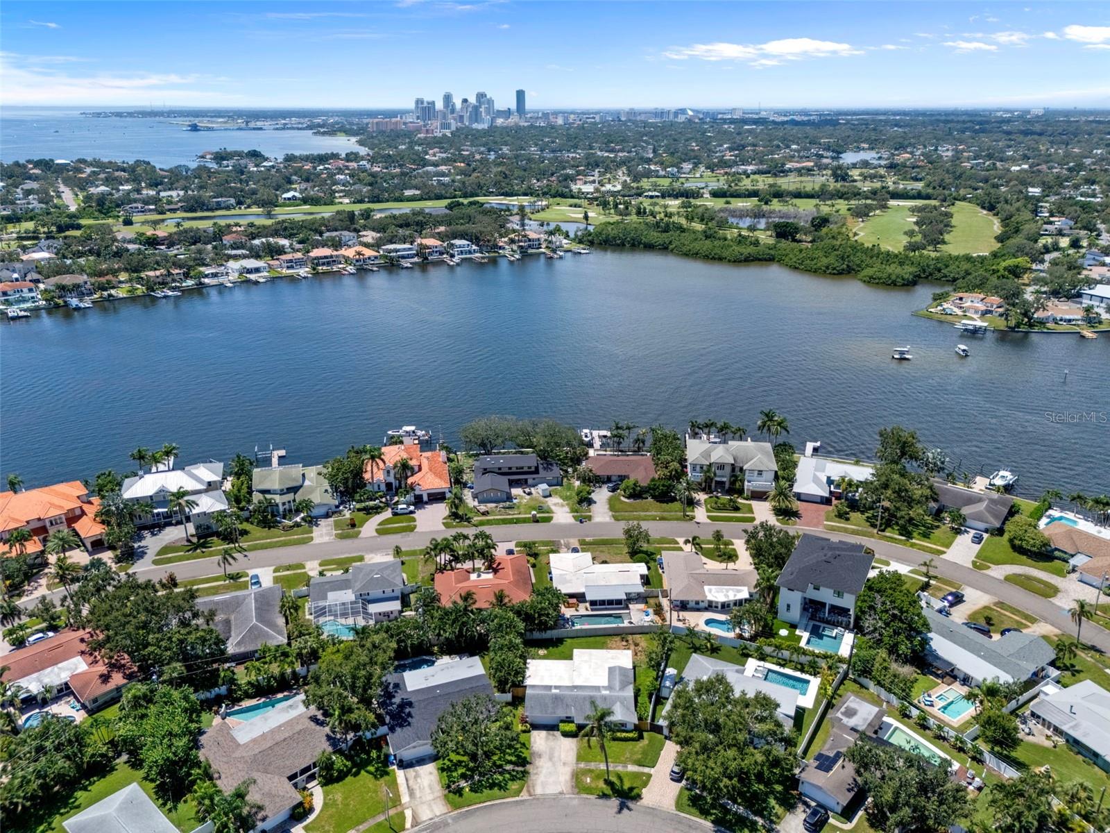1563 EDEN ISLE BLVD NE, ST PETERSBURG, FL, 33704