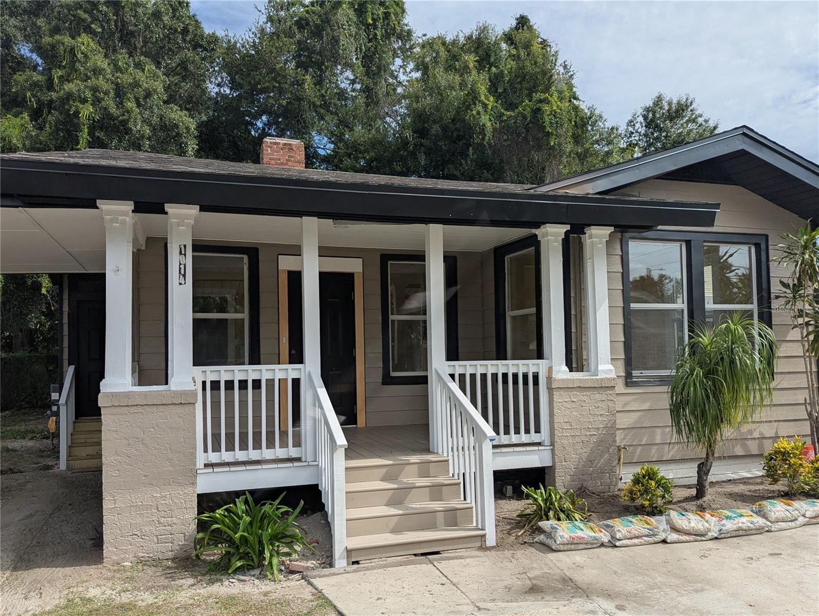 1014 E LAKE AVE, TAMPA, FL, 33605