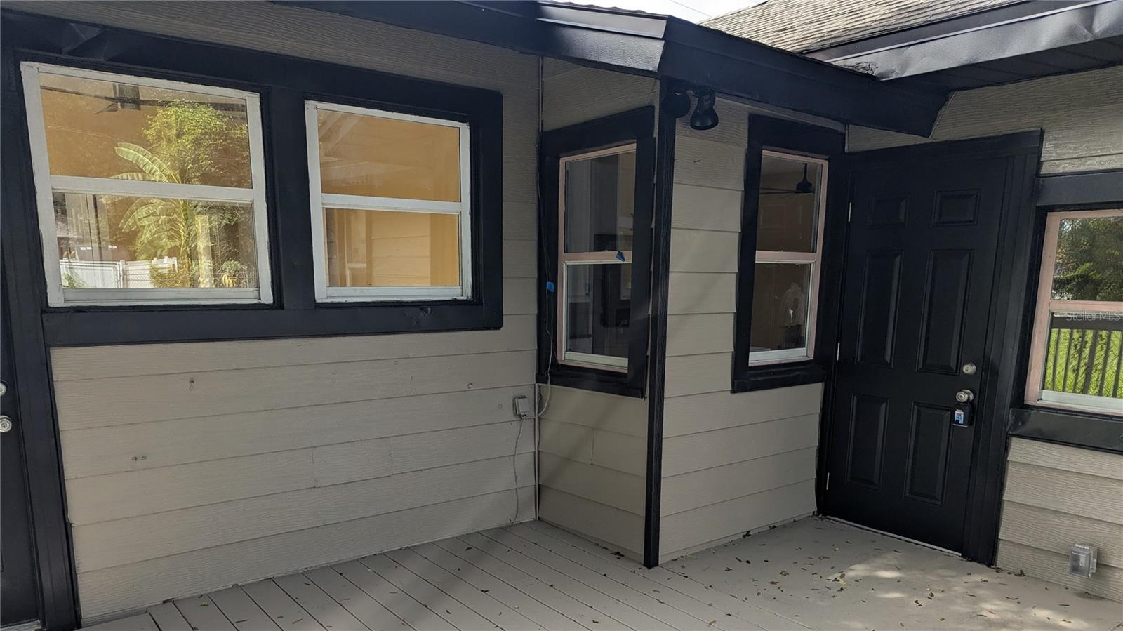 1014 E LAKE AVE, TAMPA, FL, 33605