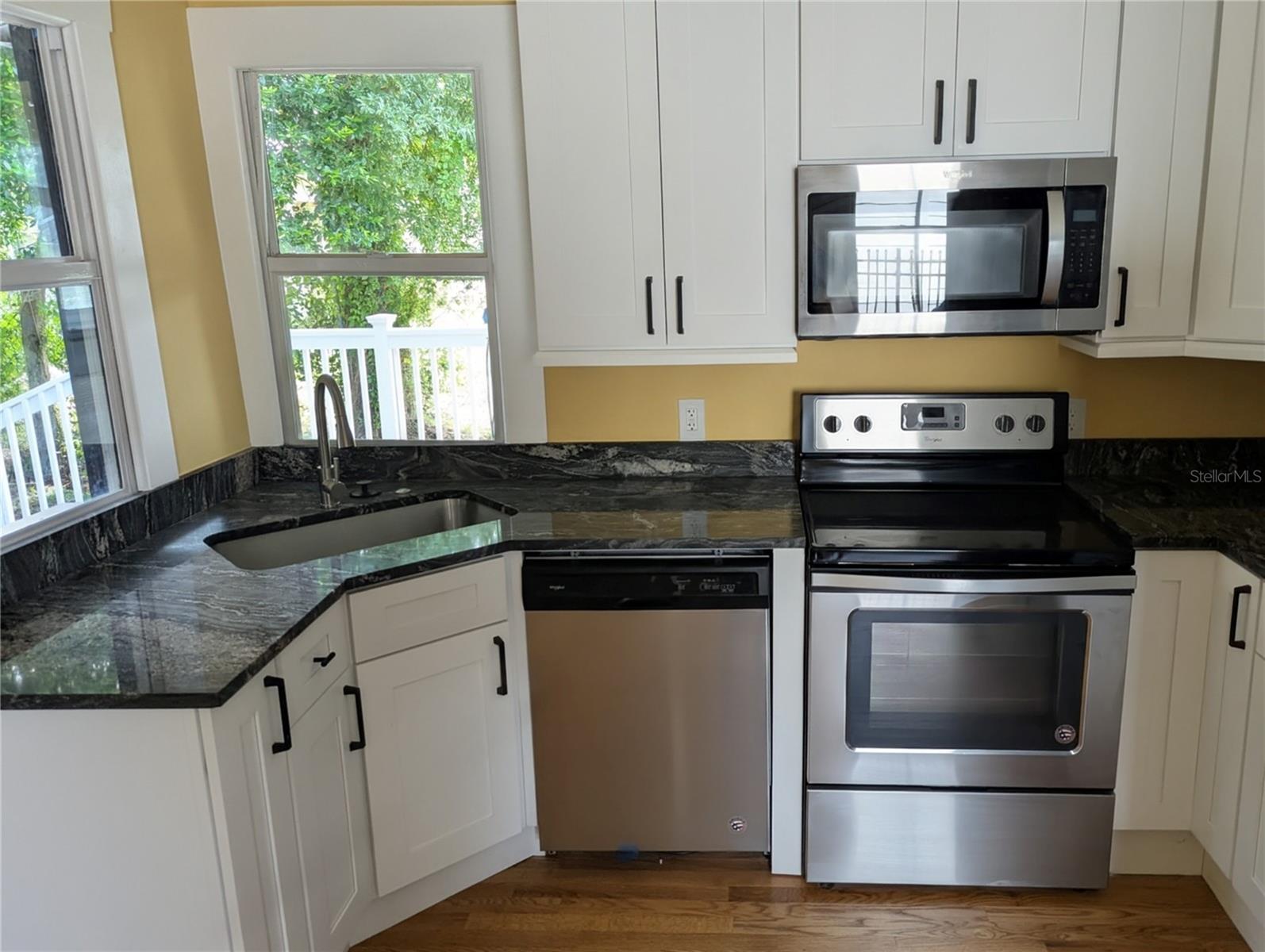 1014 E LAKE AVE, TAMPA, FL, 33605