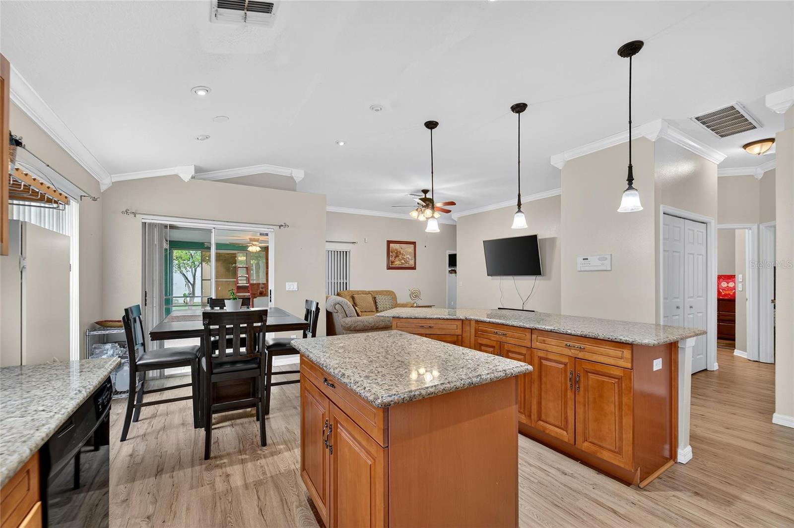 1727 SCOTCH PINE DR, BRANDON, FL, 33511