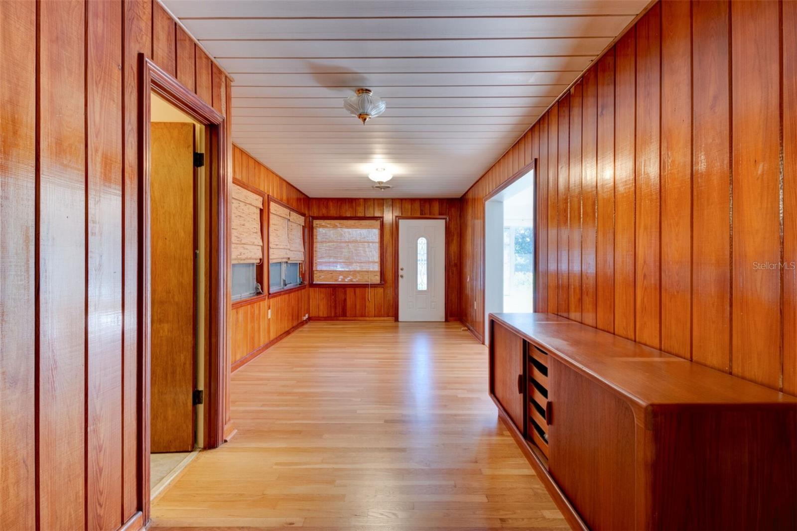 738 N SANS SOUCI AVE, DELAND, FL, 32720