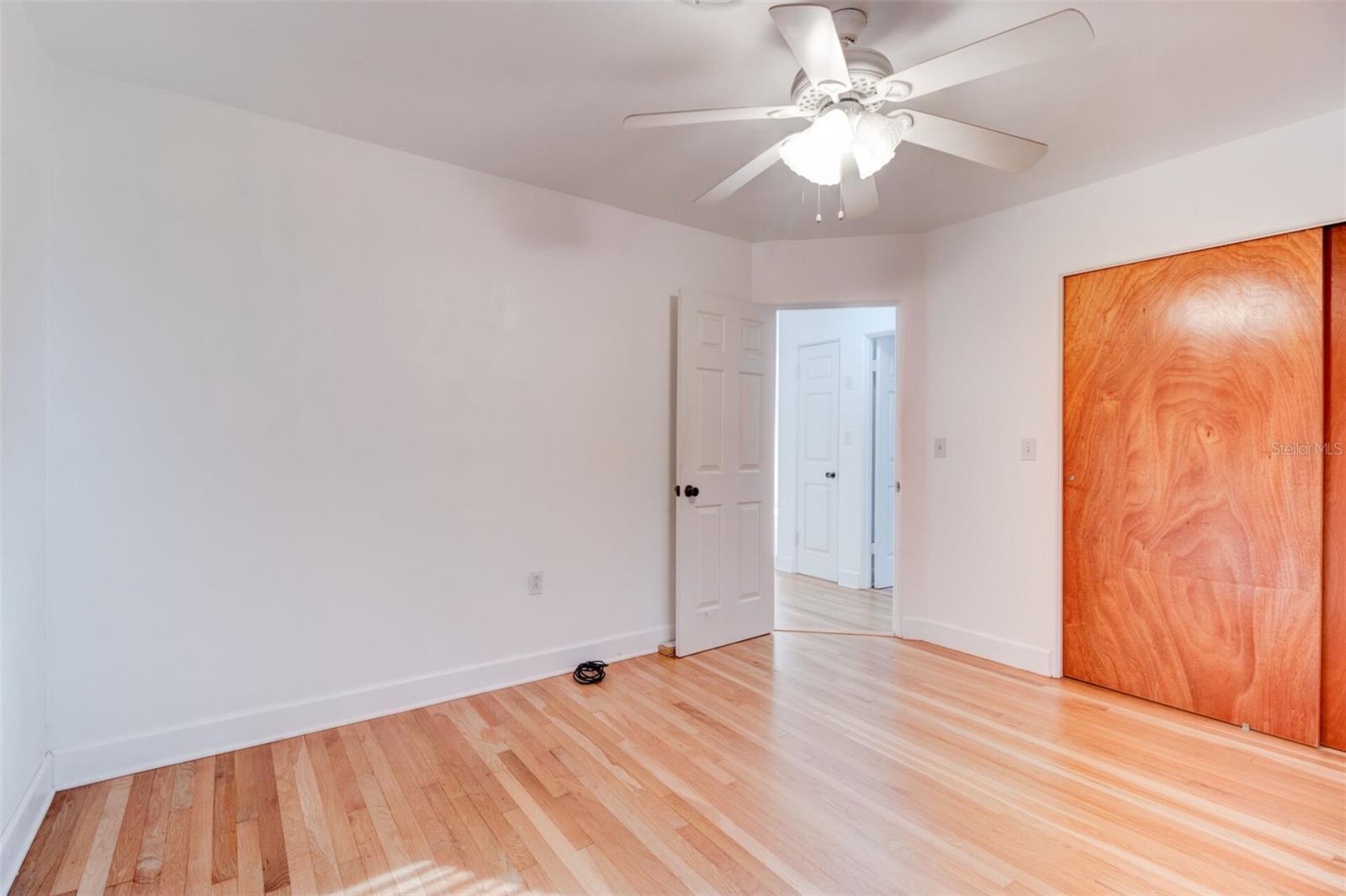 738 N SANS SOUCI AVE, DELAND, FL, 32720