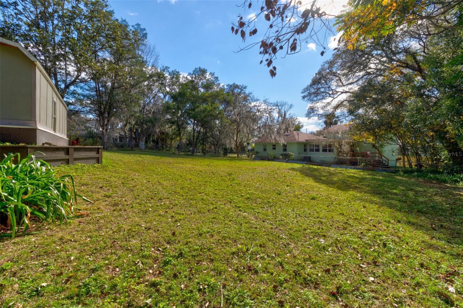 738 N SANS SOUCI AVE, DELAND, FL, 32720