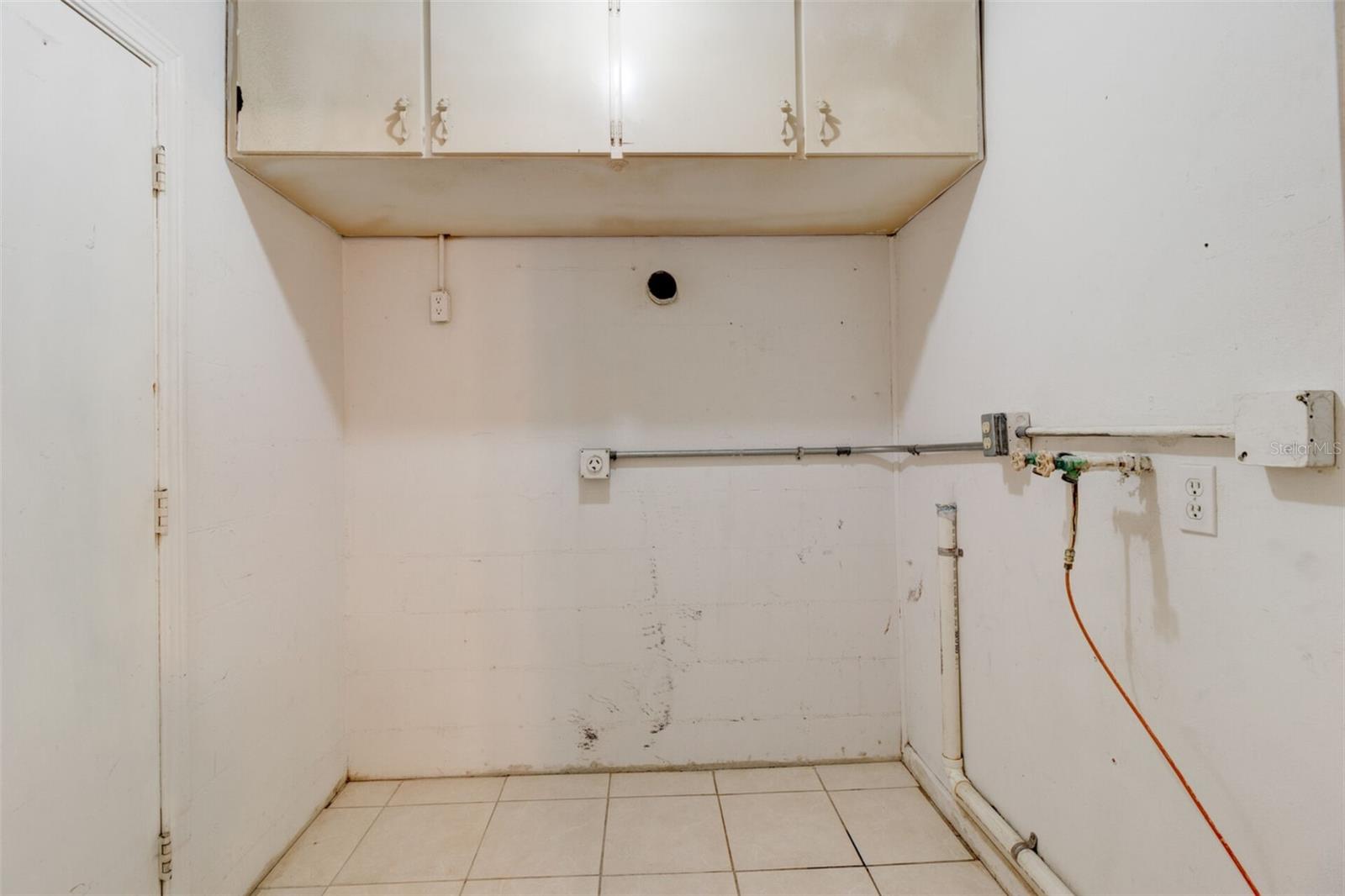 738 N SANS SOUCI AVE, DELAND, FL, 32720