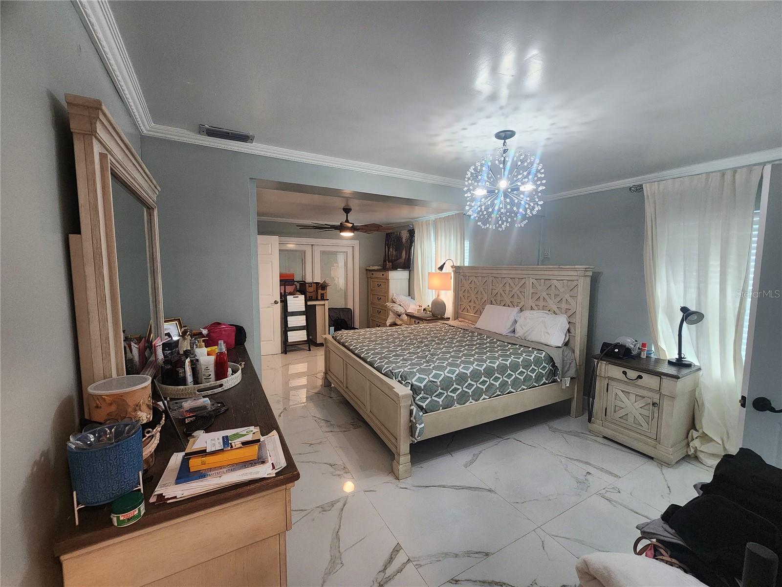 7715 W POCAHONTAS AVE, TAMPA, FL, 33615