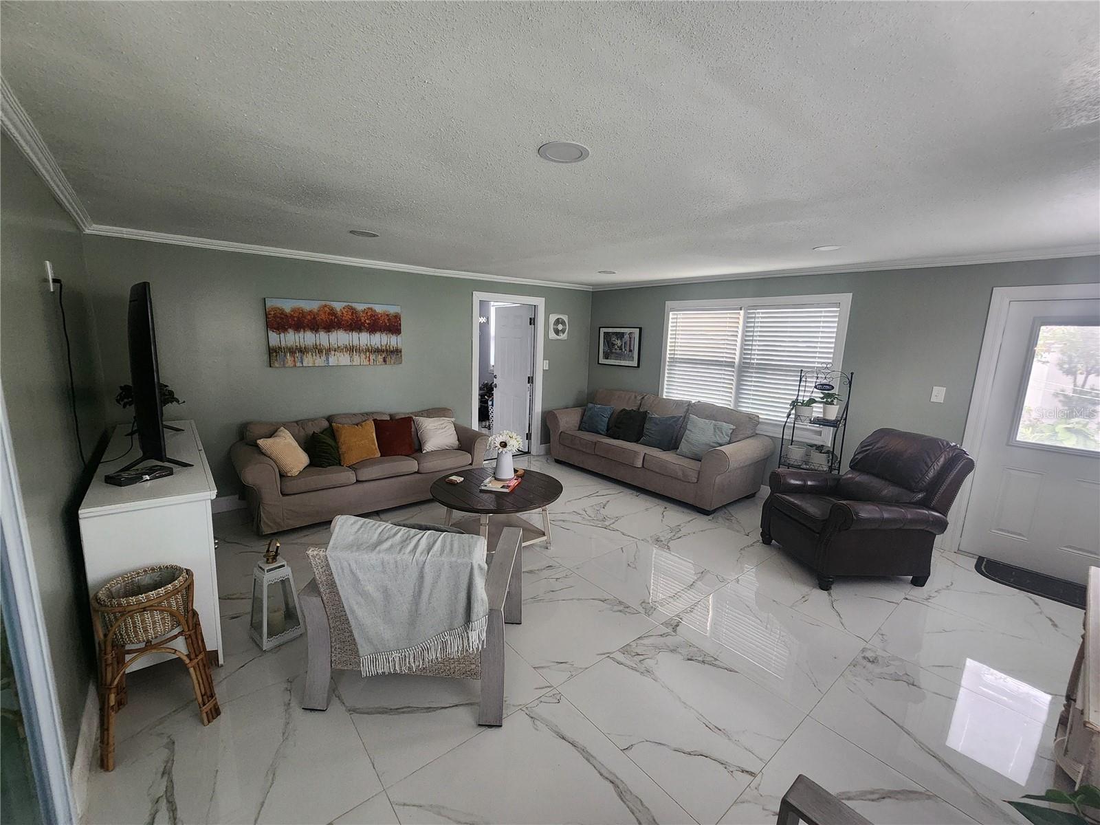 7715 W POCAHONTAS AVE, TAMPA, FL, 33615