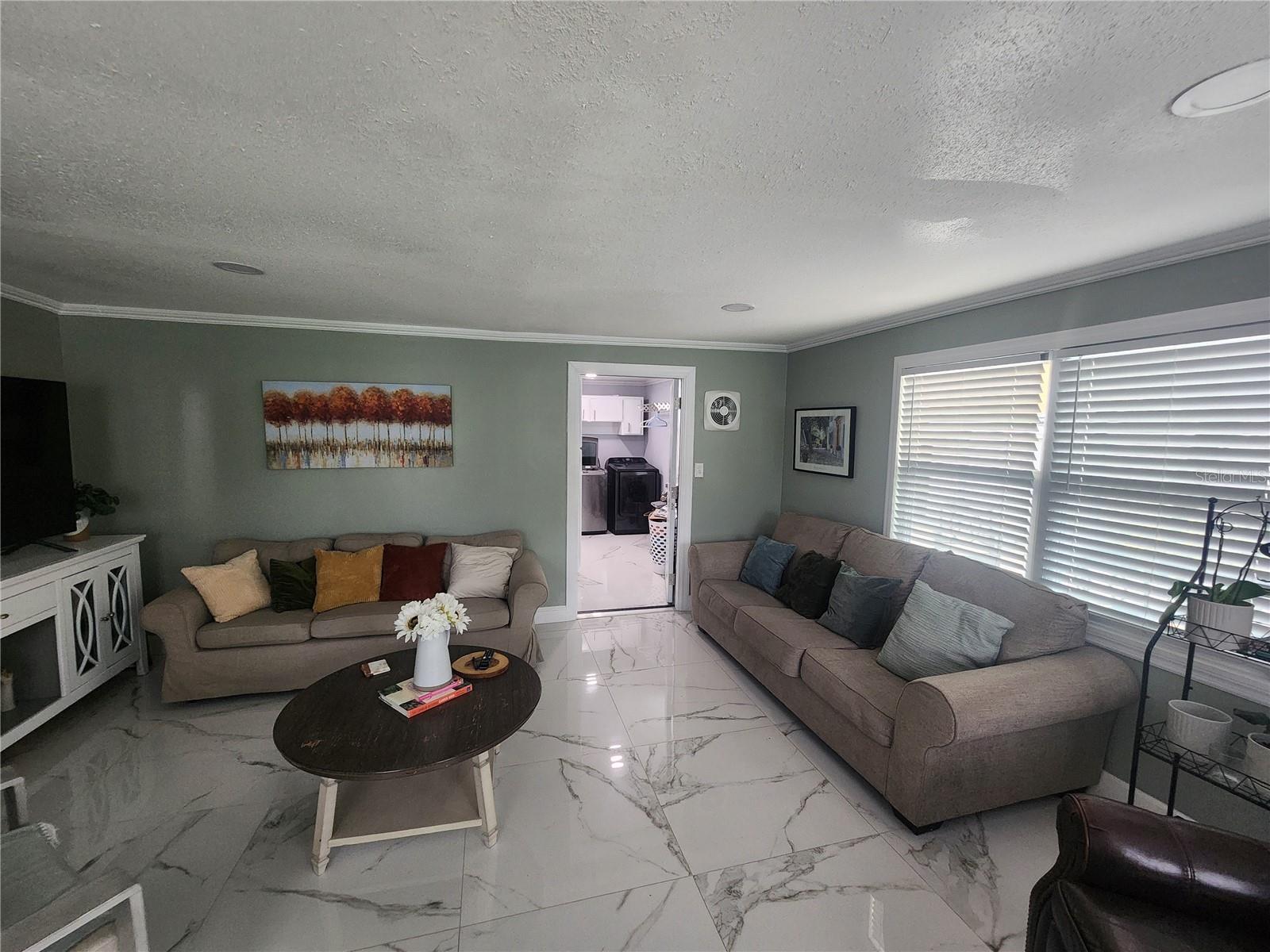 7715 W POCAHONTAS AVE, TAMPA, FL, 33615