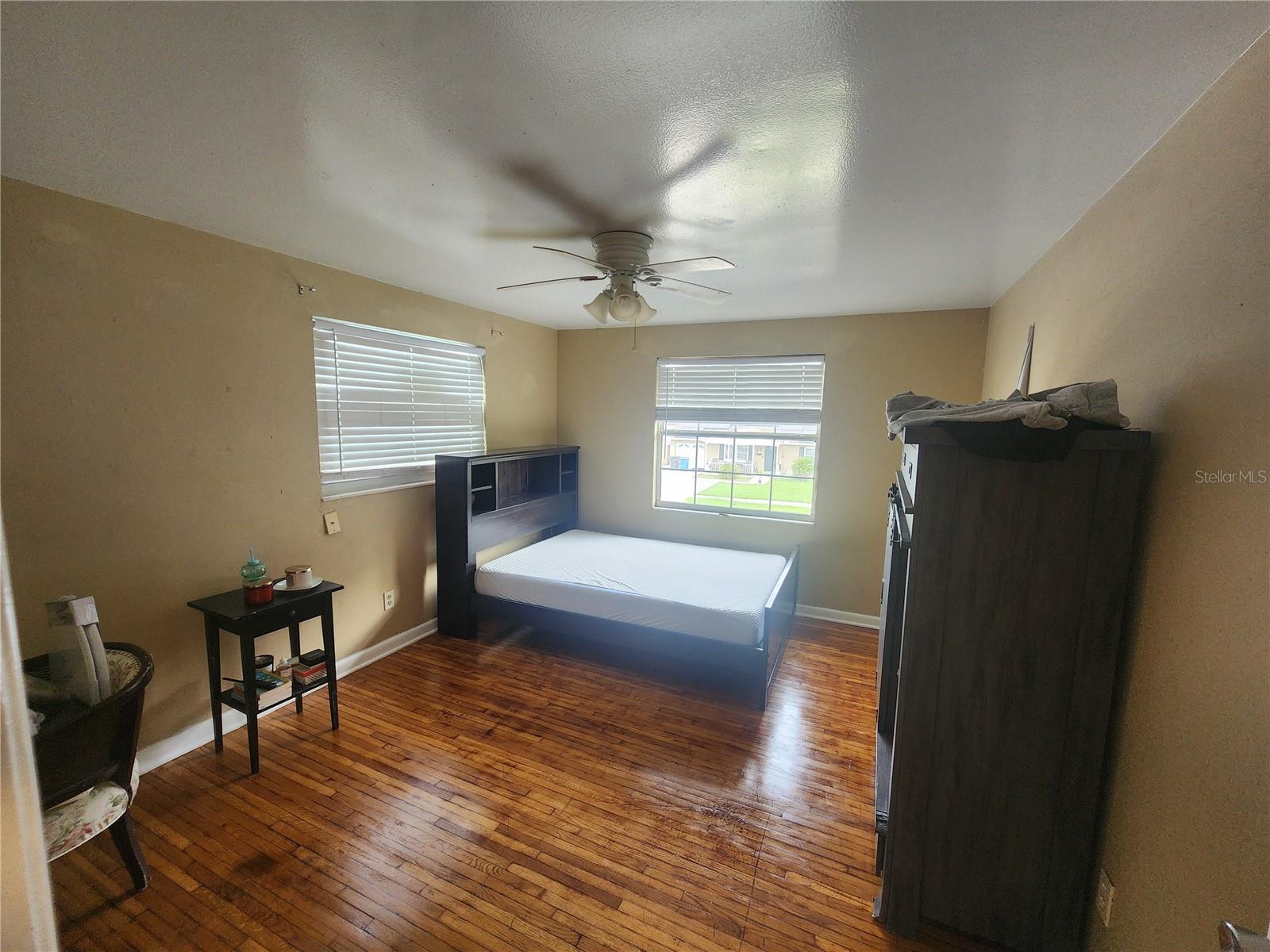 7715 W POCAHONTAS AVE, TAMPA, FL, 33615