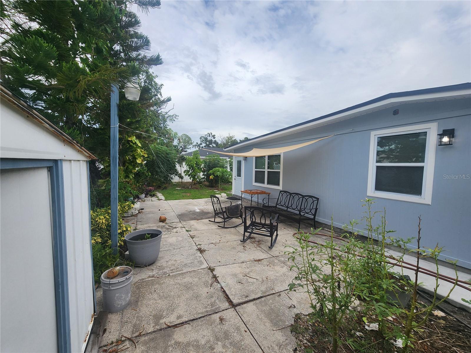 7715 W POCAHONTAS AVE, TAMPA, FL, 33615