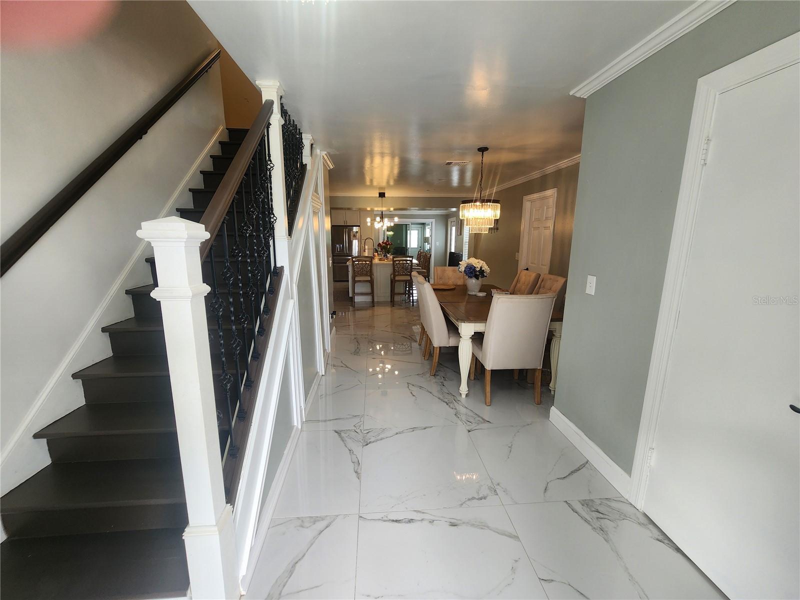 7715 W POCAHONTAS AVE, TAMPA, FL, 33615