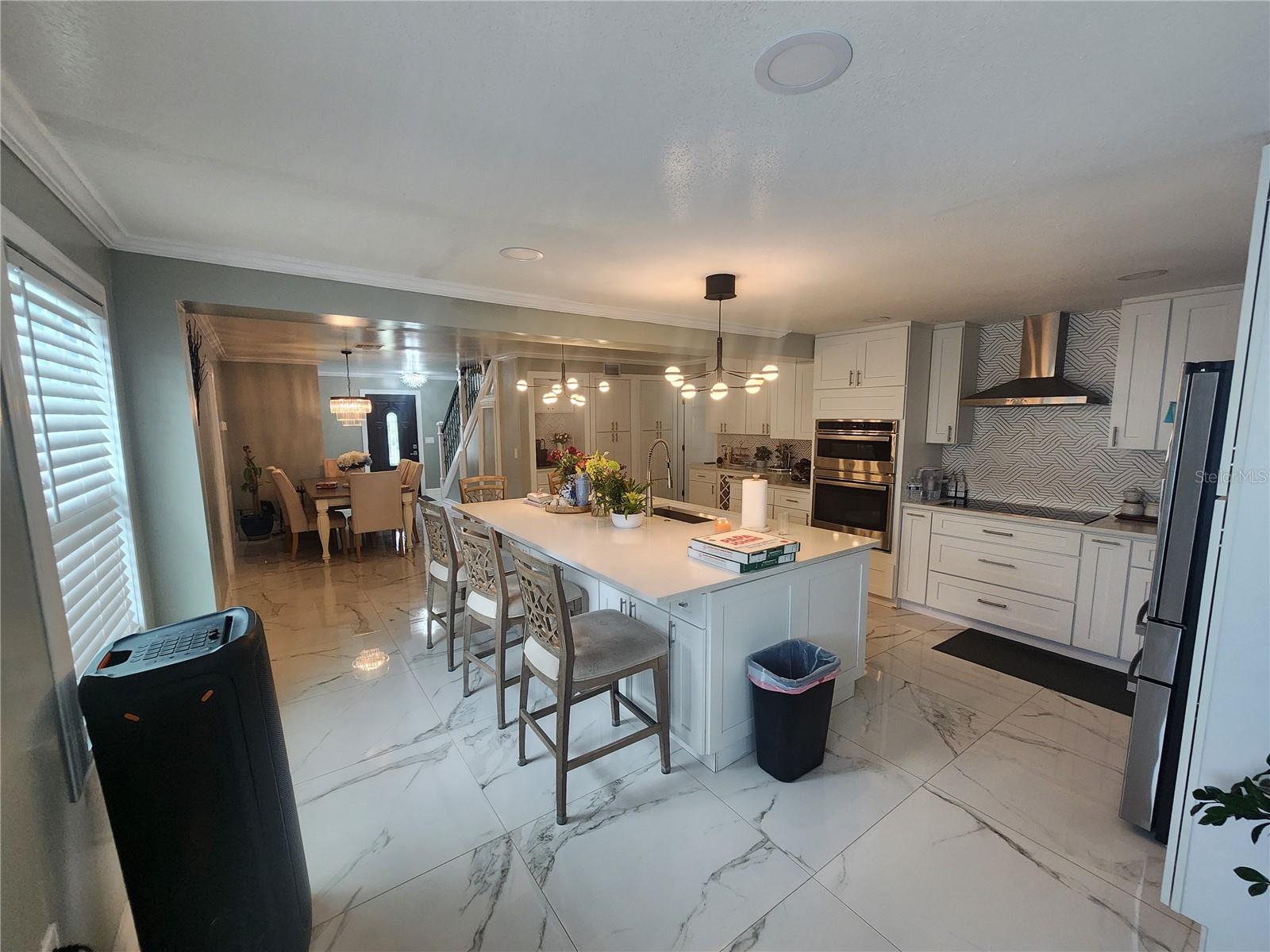 7715 W POCAHONTAS AVE, TAMPA, FL, 33615